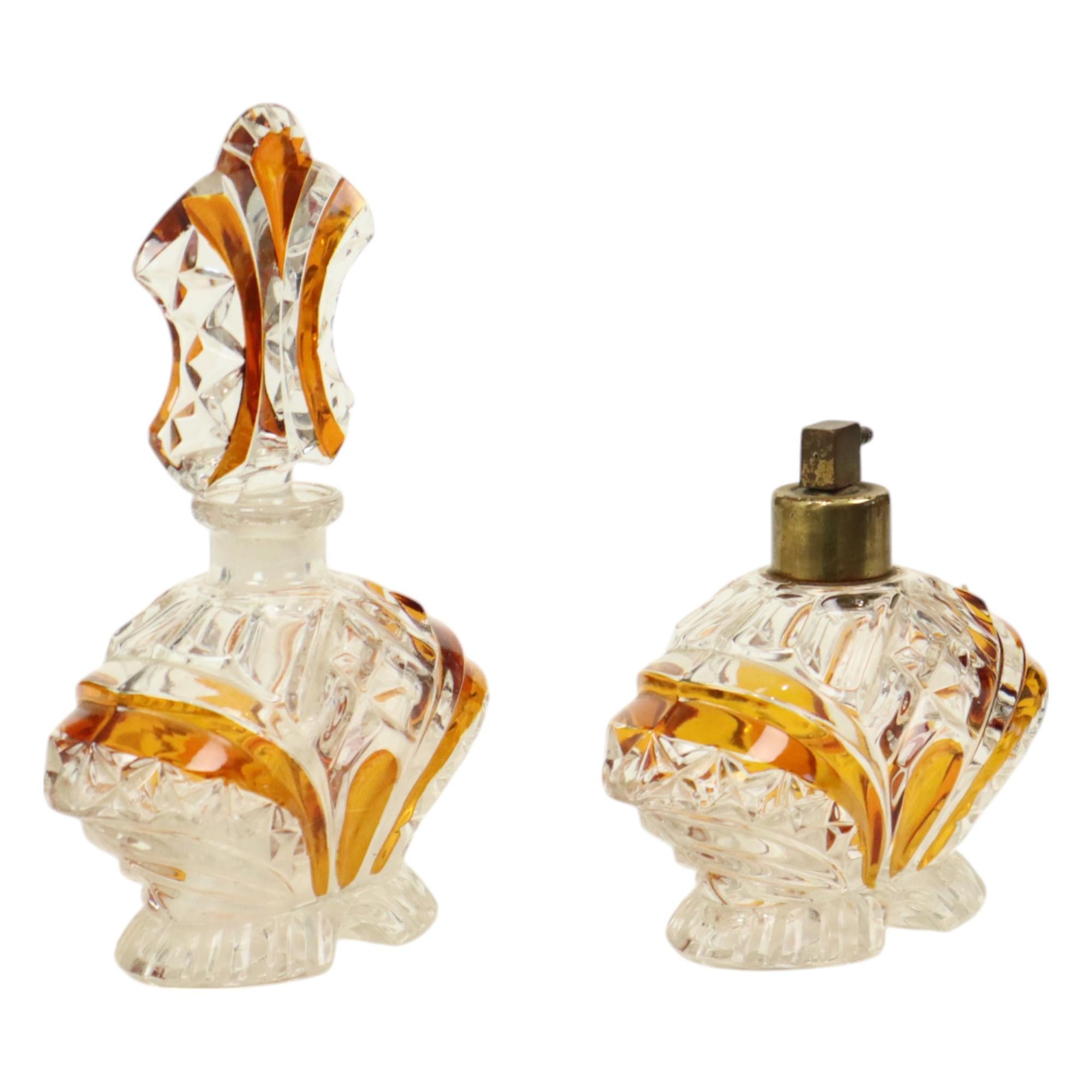 Art Deco Style Amber Color Perfume Toiletry Set Boudoir Bleikristal In Good Condition For Sale In Poperinge, BE