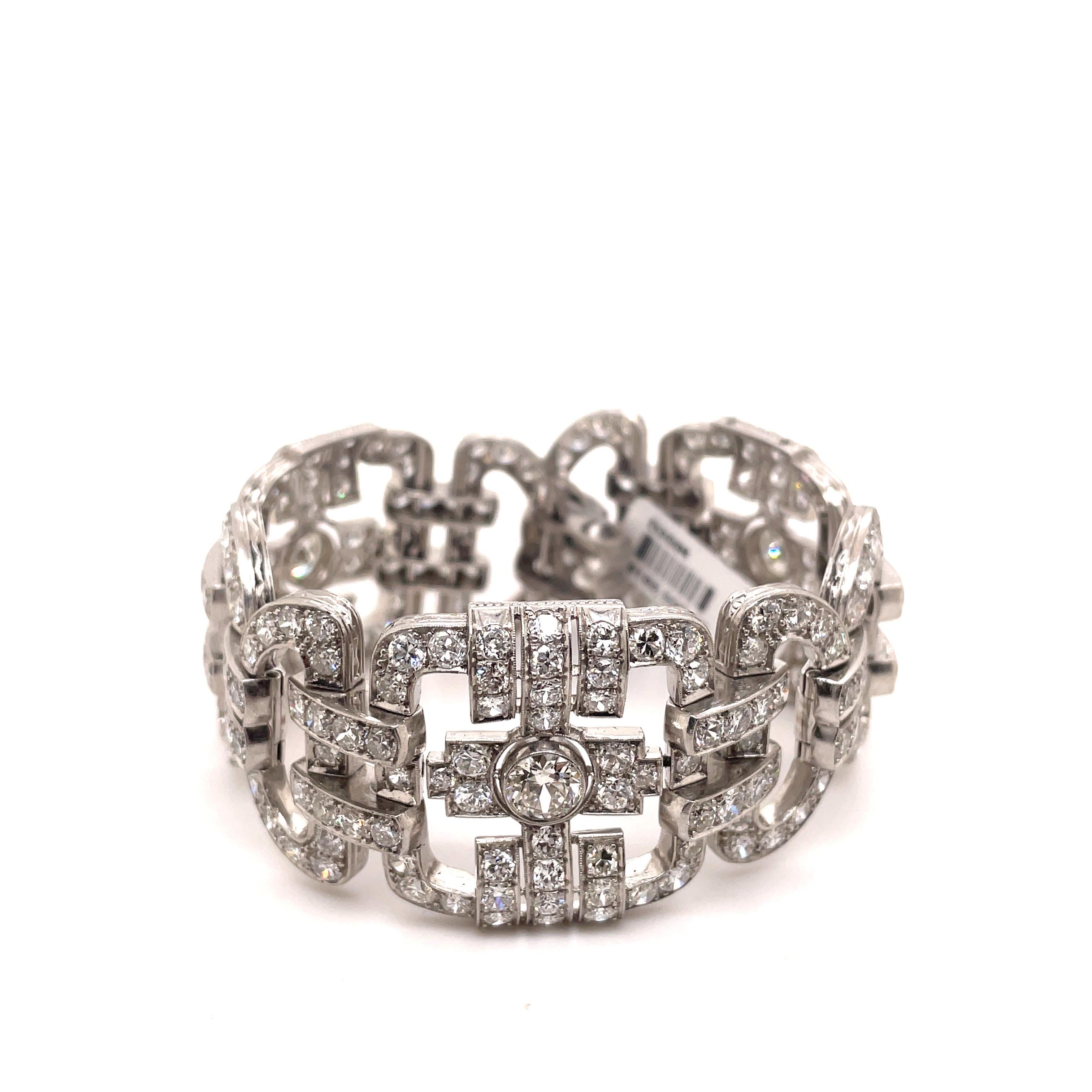 Old Mine Cut Art Deco Style Apx 35ct Diamond Bracelet Platinum For Sale