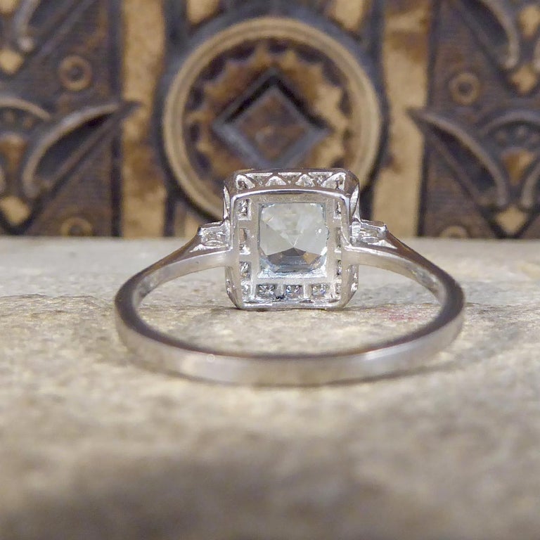 Art Deco Style Aquamarine and Diamond Cluster Ring in Platinum In Good Condition For Sale In Yorkshire, West Yorkshire