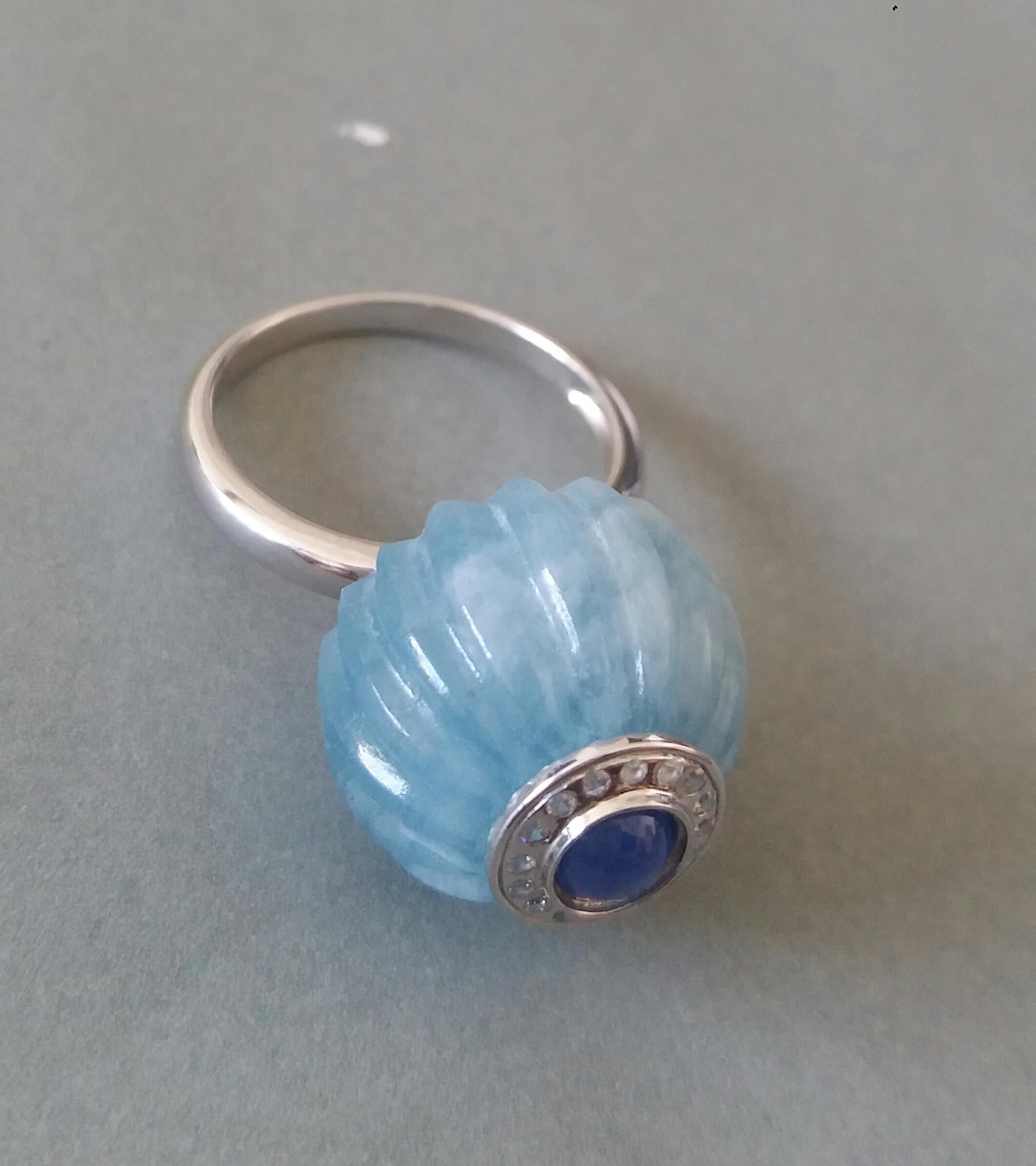 Art Deco Style Aquamarine Carved Ball Blue Sapphire Gold Diamonds Cocktail Ring For Sale 4
