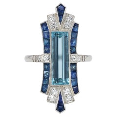 Anillo de Cóctel Alargado de Zafiro Aguamarina y Diamantes Estilo Art Decó