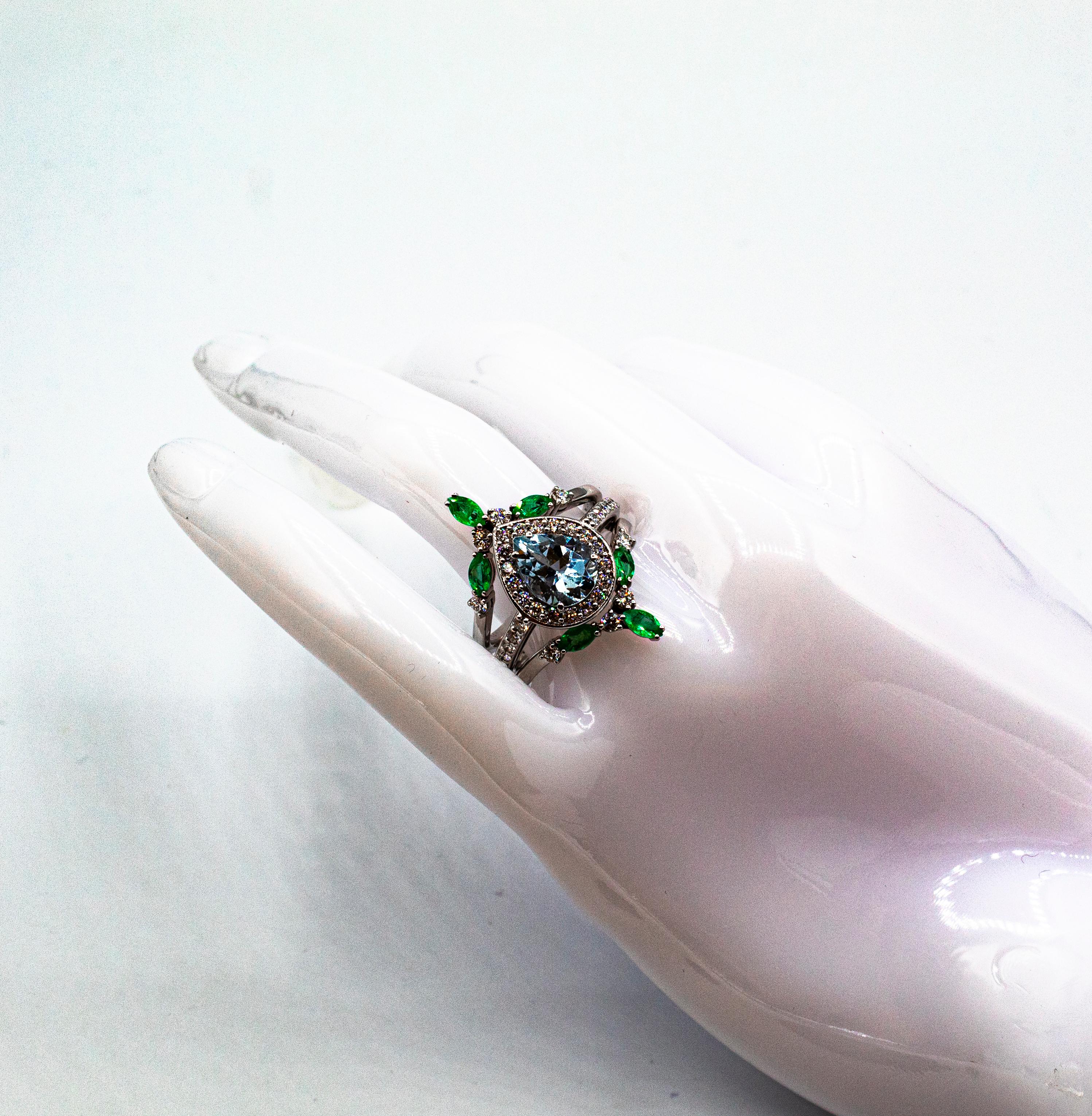 Bague de cocktail en or blanc de style Art déco avec émeraude taille baguette et diamant blanc en vente 7