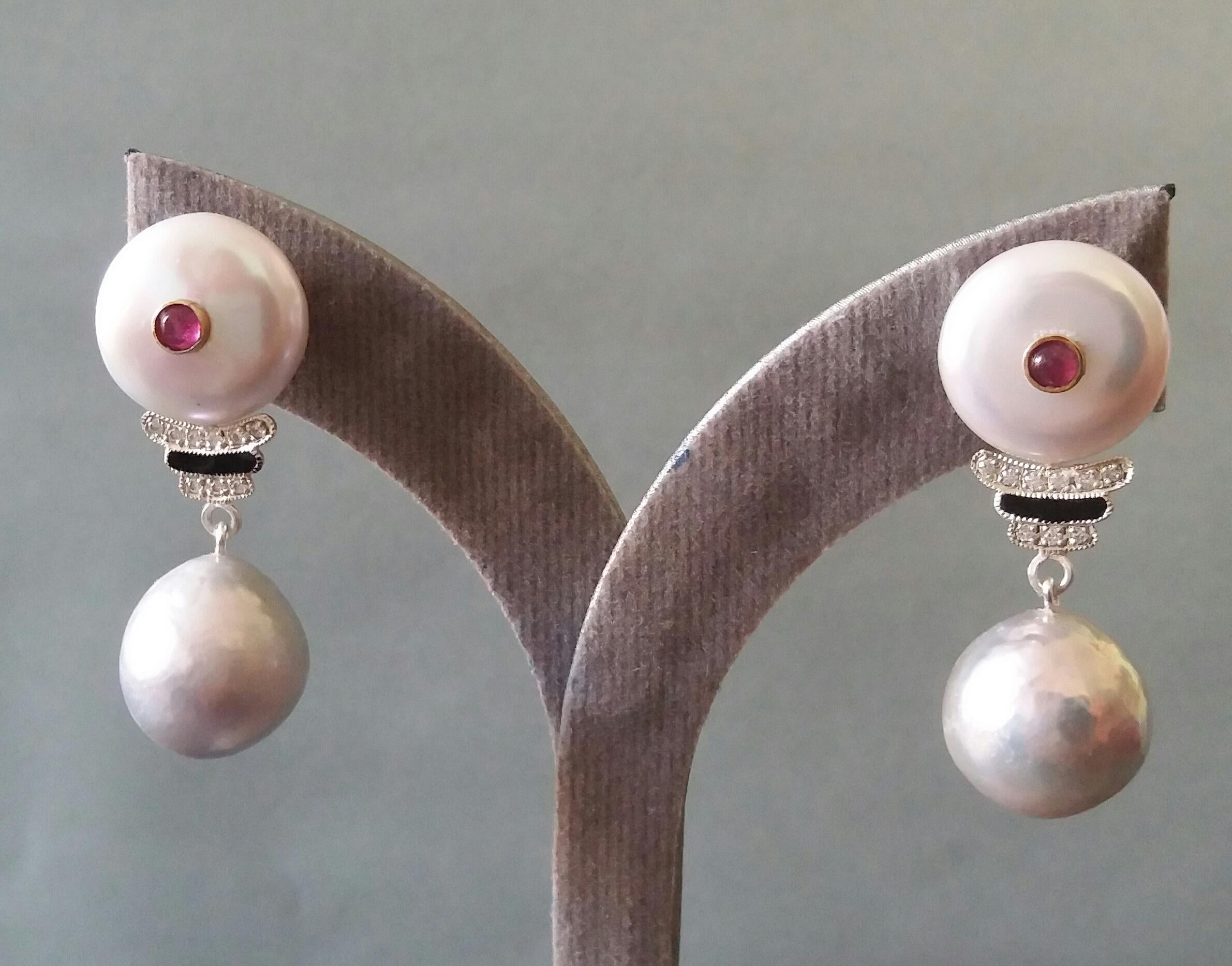 Art Deco Style Baroque Pearls Gold Emeralds Diamonds Enamel Grey Pearls Earrings For Sale 5