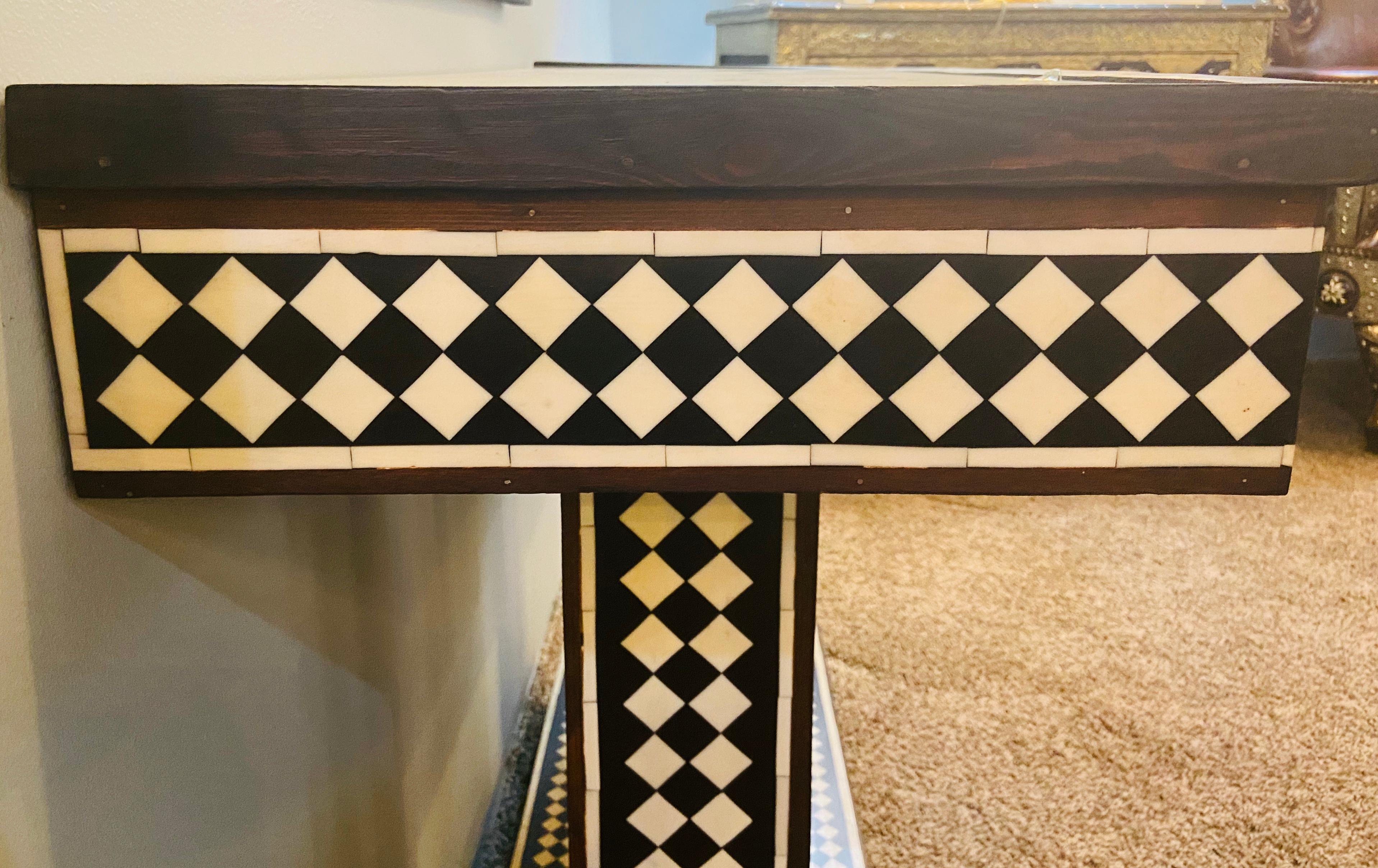 Art Deco Style Black and White Console Table and Mirror in Diamond Pattern 7