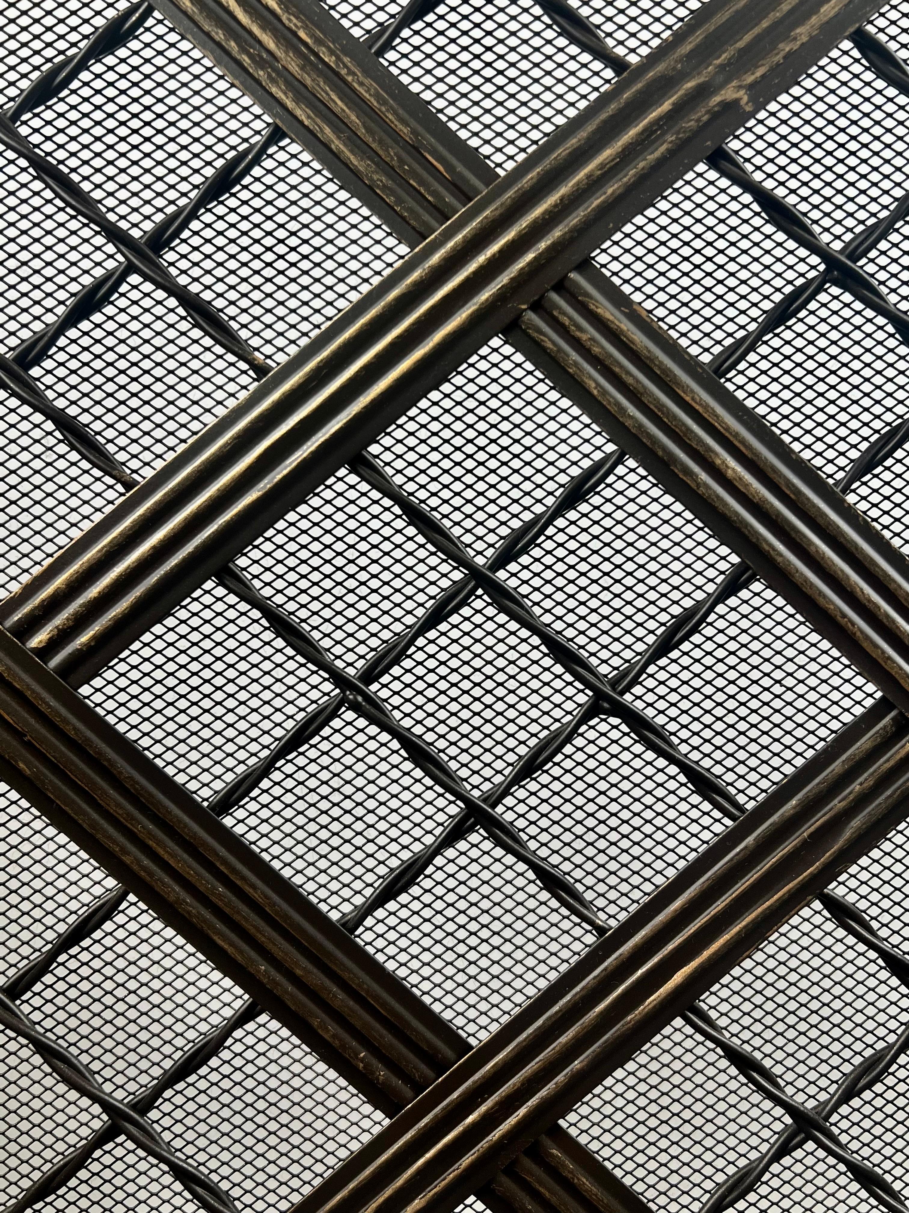 Art Deco Style Black & Bronzed Metal Two-Door & Diamond Design Fireplace Screen For Sale 7