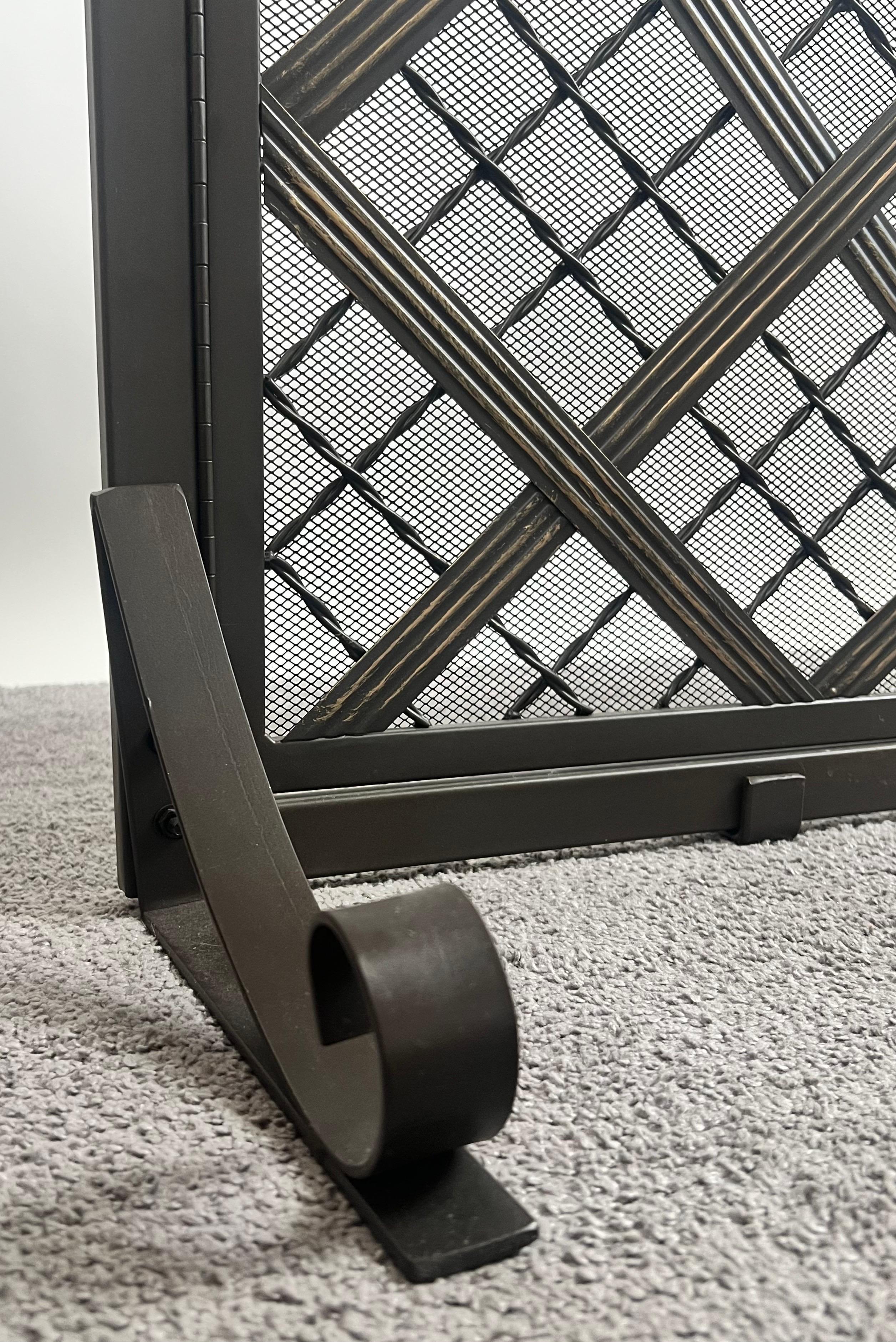 Art Deco Style Black & Bronzed Metal Two-Door & Diamond Design Fireplace Screen For Sale 9