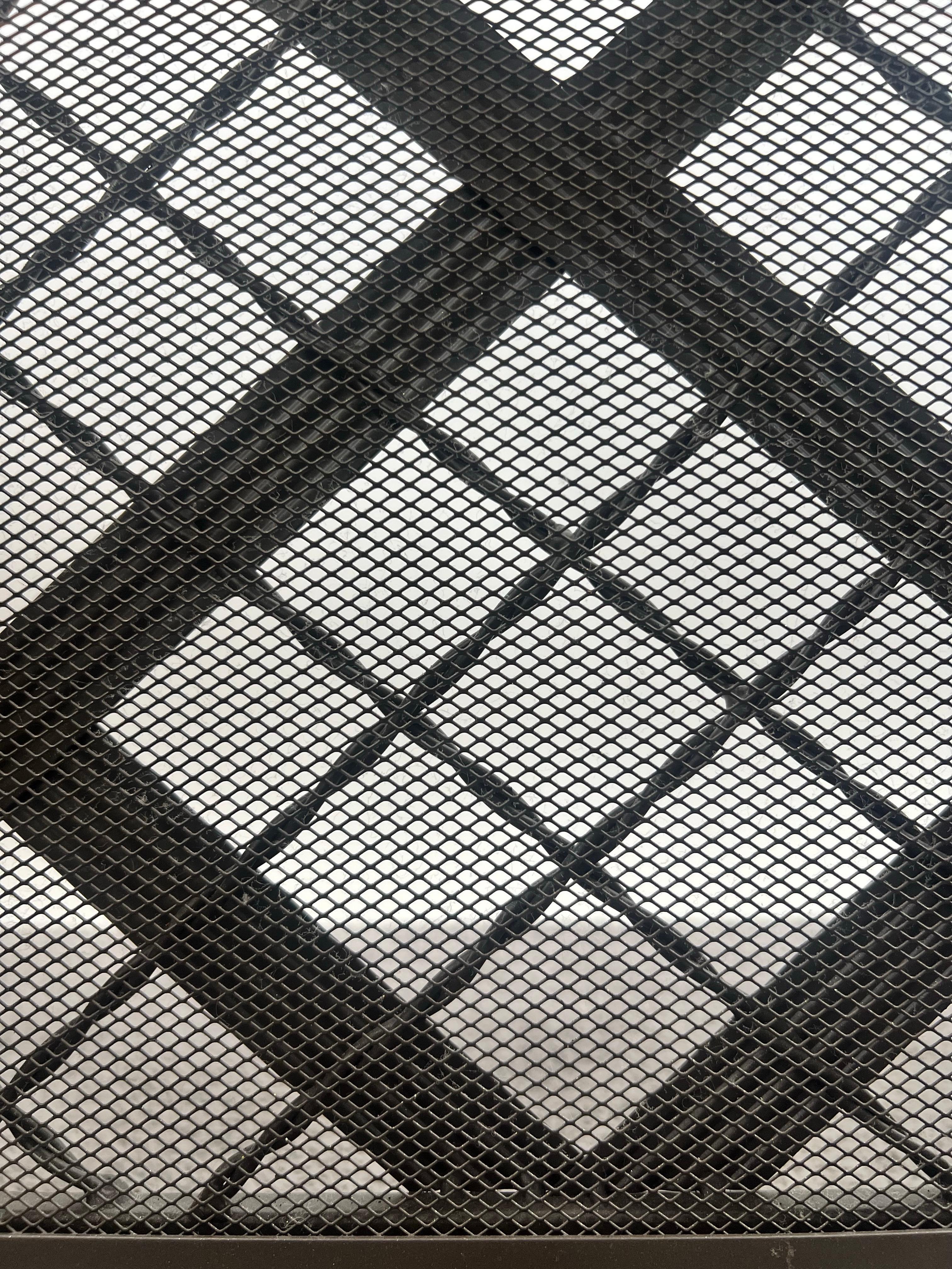 Art Deco Style Black & Bronzed Metal Two-Door & Diamond Design Fireplace Screen For Sale 12