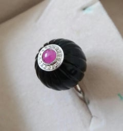 Art Deco Style Black Onyx Carved Ball Ruby 14k White Gold Diamonds Cocktail Ring