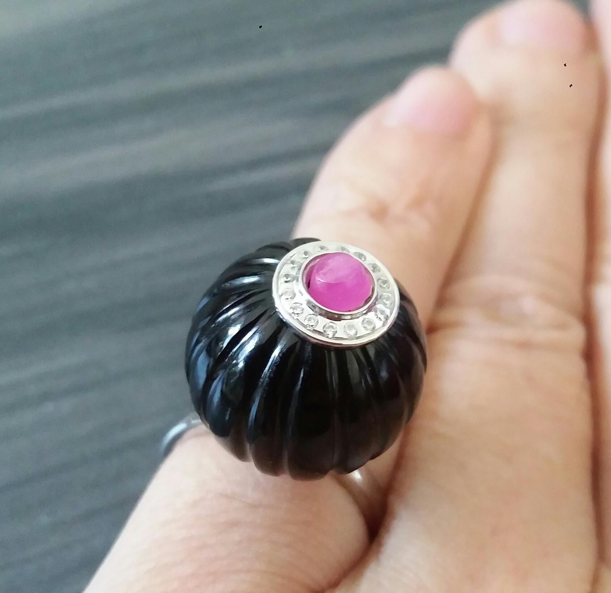 For Sale:  Art Deco Style Black Onyx Carved Ball Ruby 14k White Gold Diamonds Cocktail Ring 6
