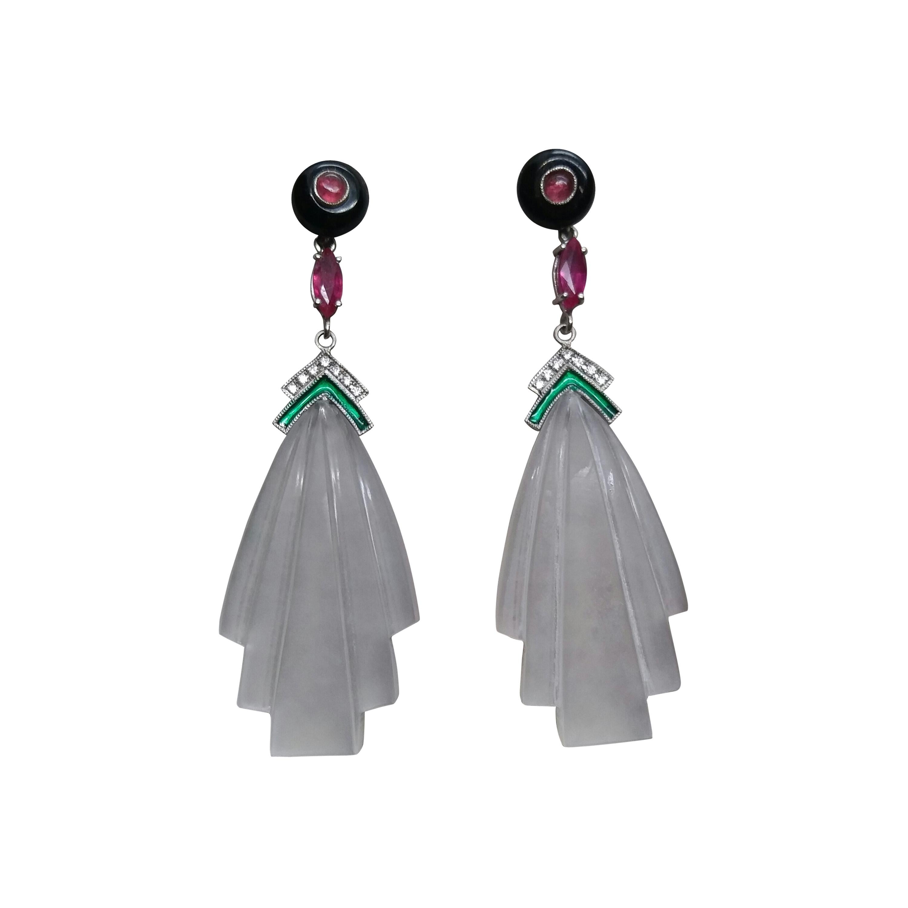Pendientes de estilo Art Déco con ónix negro, cristal de roca, oro, diamantes, rubíes y esmalte