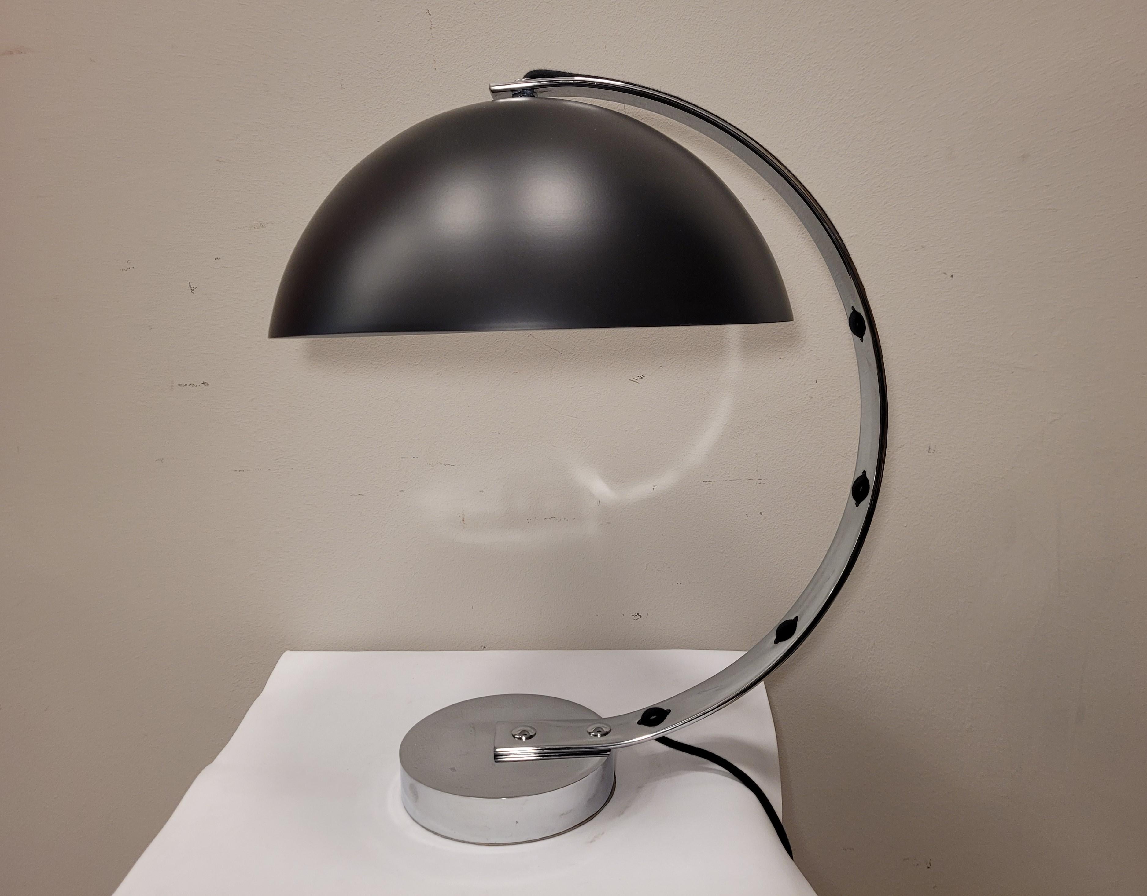 Anglais Lampe de bureau noire de style Art Déco, Angleterre, aluminium, acier en vente