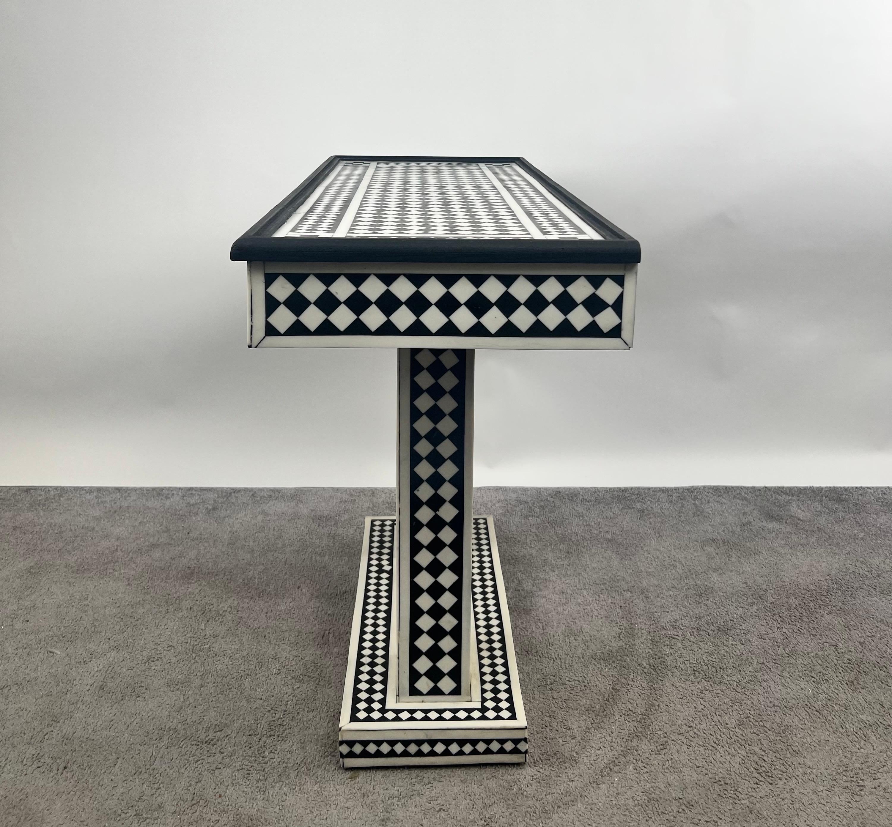Art Deco Style Black & White Resin Console Table in Diamond Pattern For Sale 6