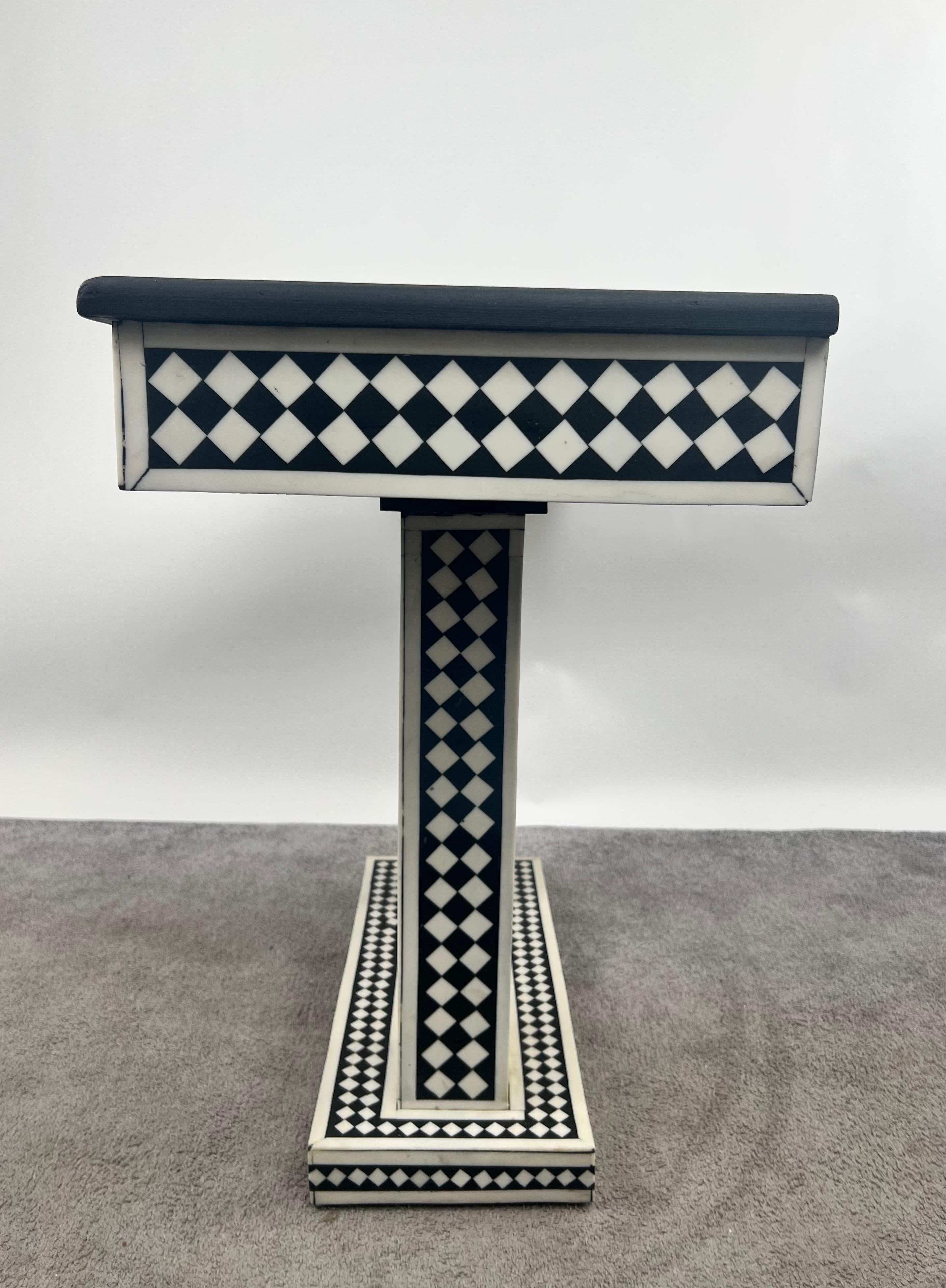 Art Deco Style Black & White Resin Console Table in Diamond Pattern For Sale 7