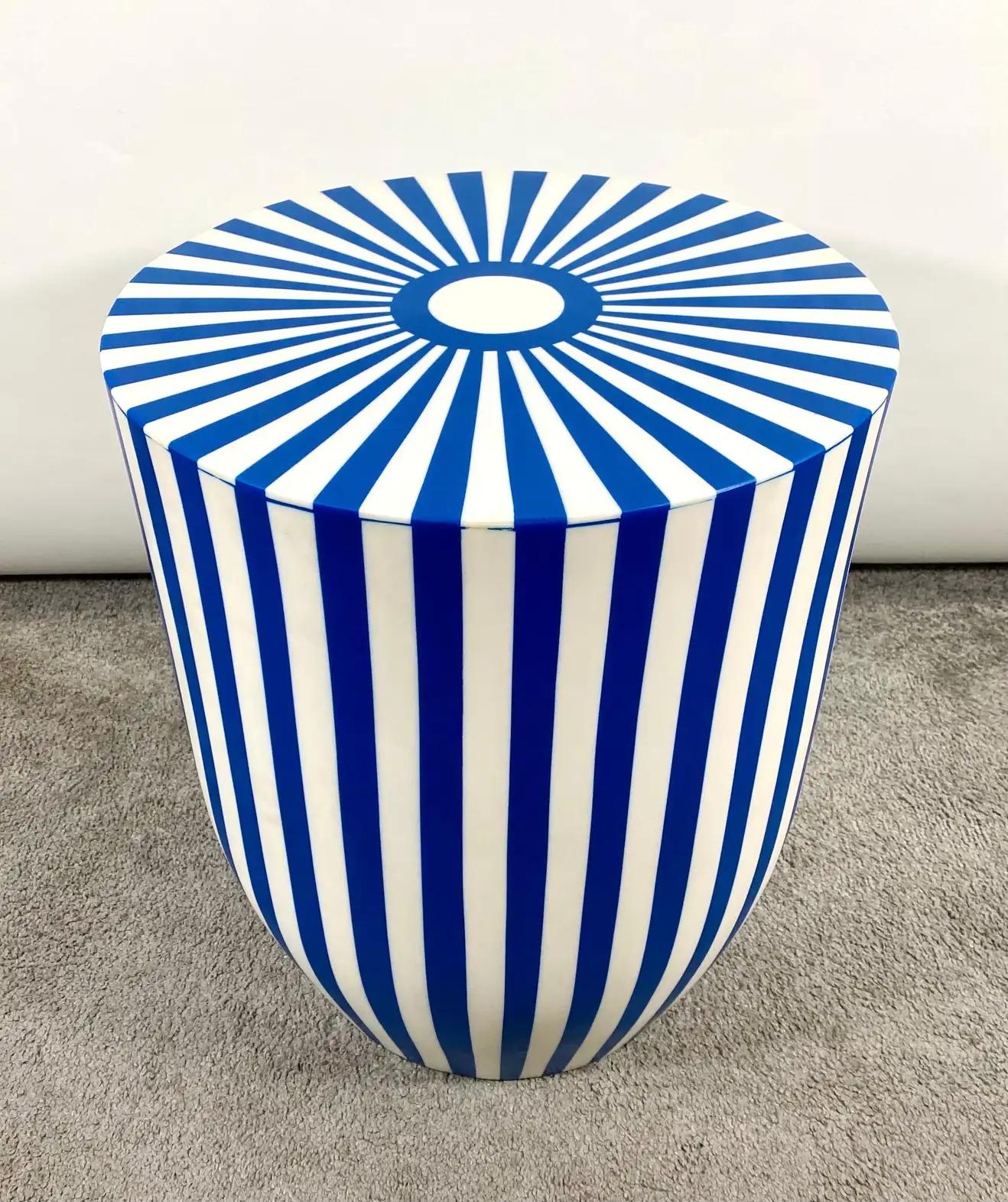 Art Deco Style Blue & White Resin Cylindrical Side, End Table or Stool In Good Condition For Sale In Plainview, NY