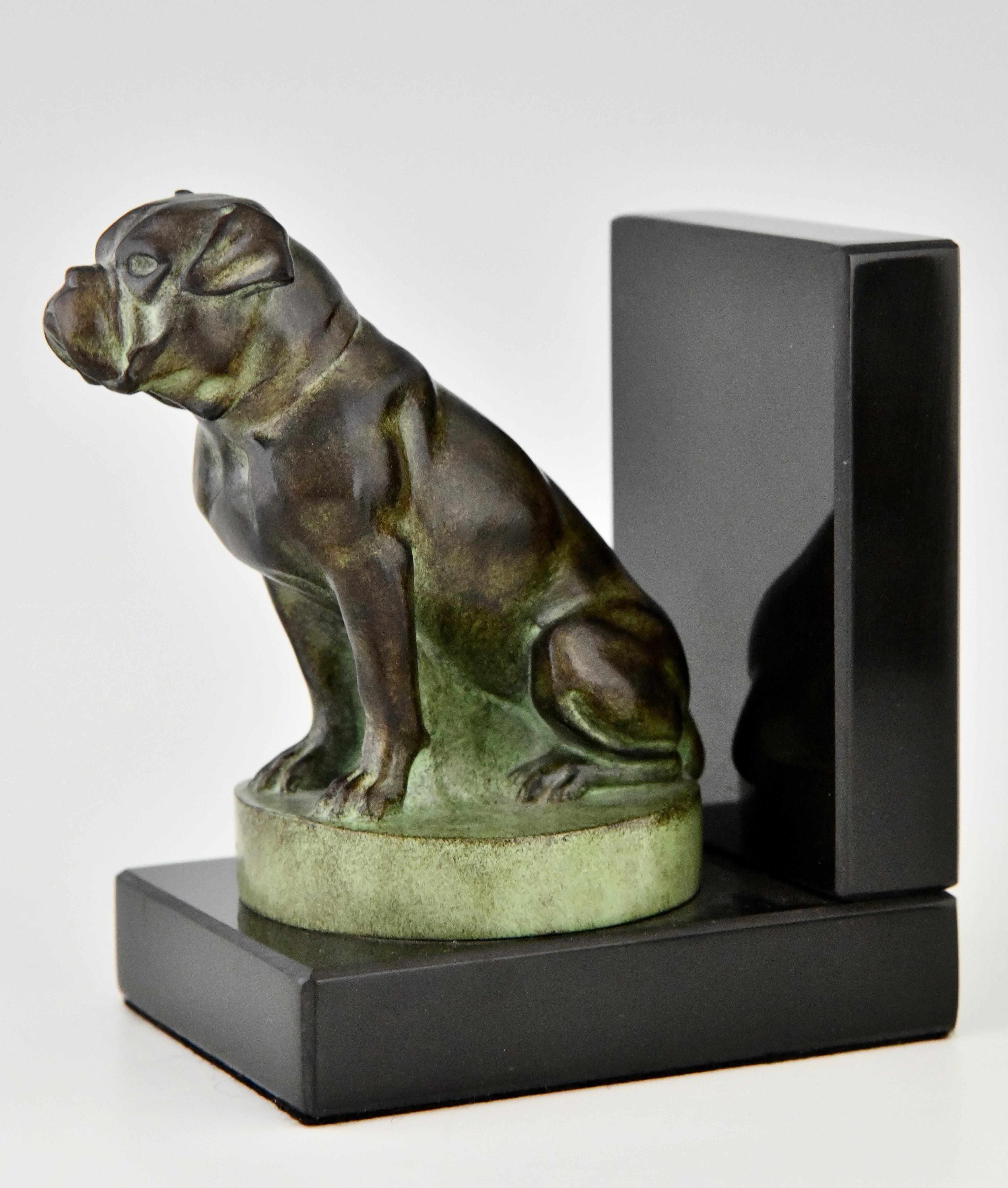 Fermalibri in stile Art Deco con cane e gatto firmati da Max Le Verrier. In condizioni Nuovo in vendita a Antwerp, BE