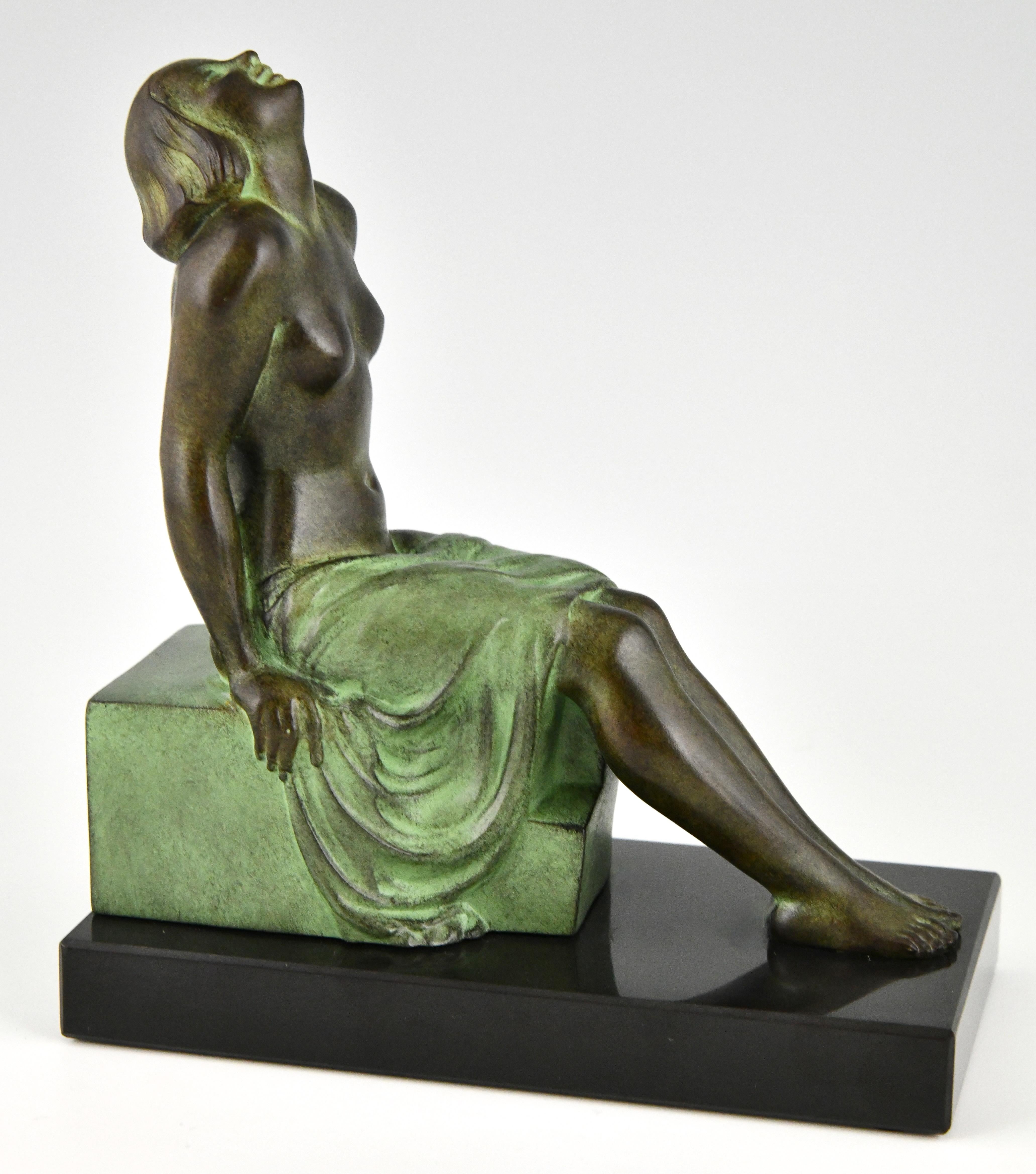 Fermalibri in stile Art Deco con nudi seduti Insouciance Janle per Max Le Verrier. in vendita 5