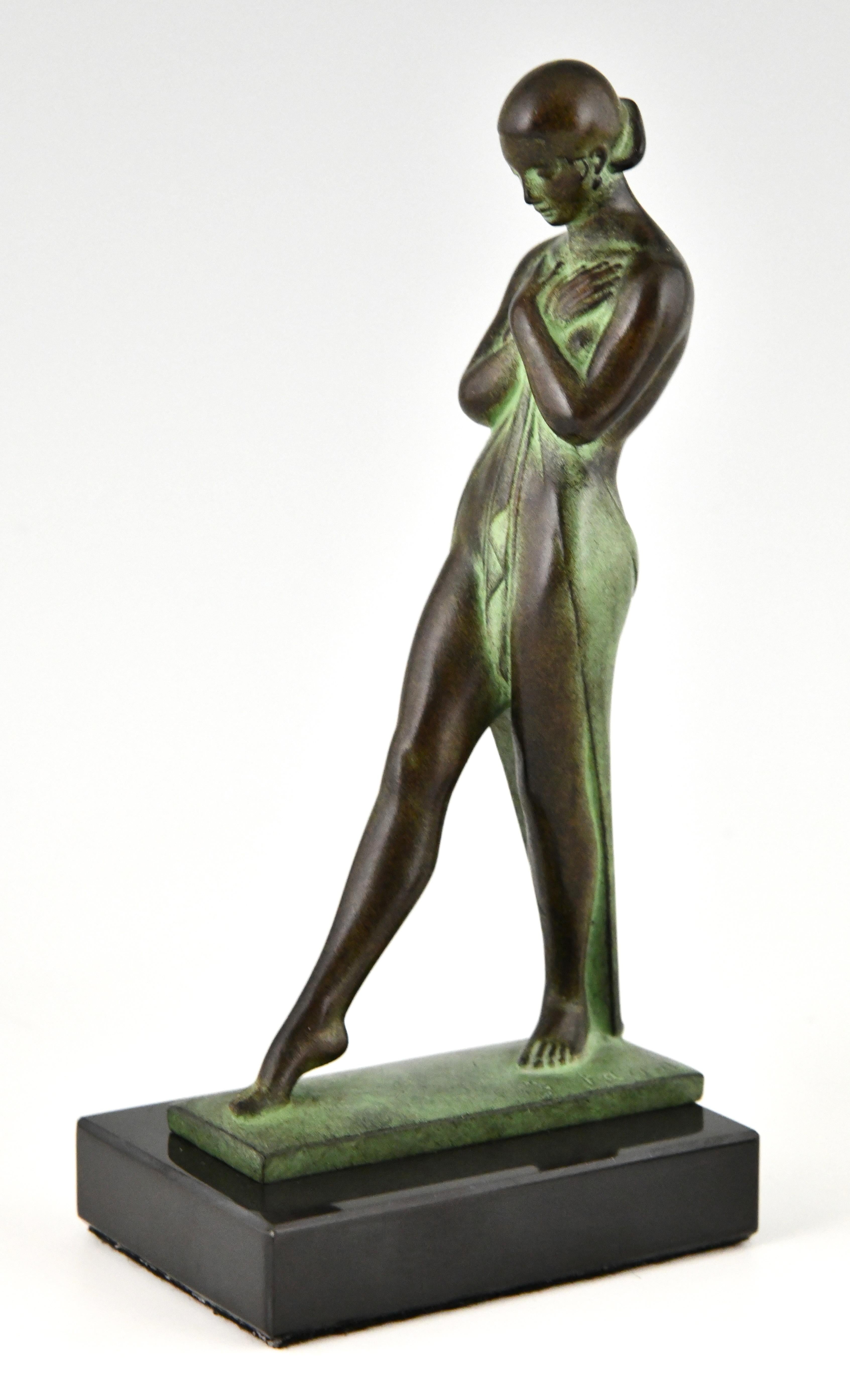 Patiné Serre-livres de style Art Déco nus debout Méditation signée Fayral Max Le Verrier en vente