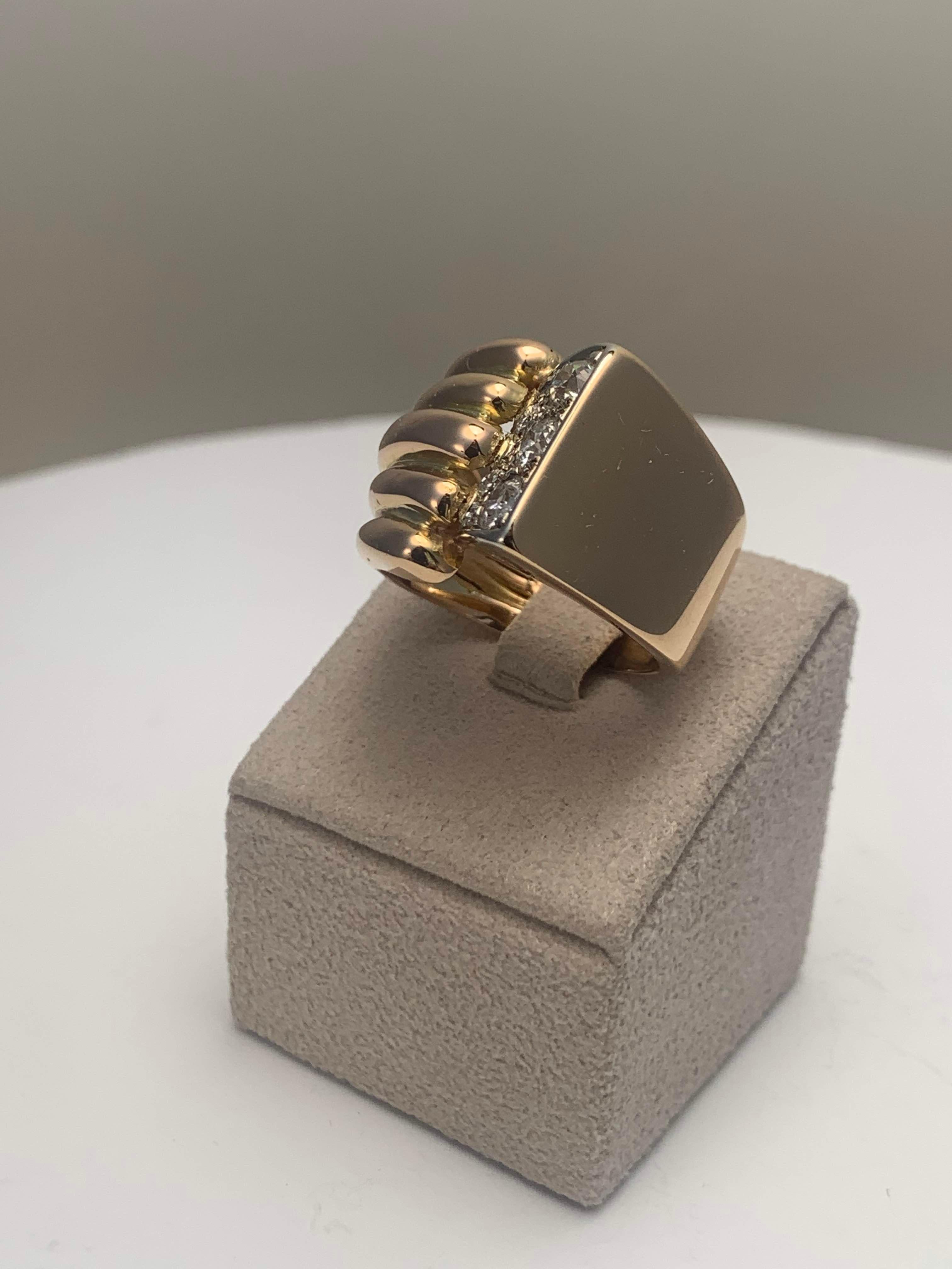 Anillo de Oro Rosa con Diamantes Brillantes Estilo Art Déco en venta 1
