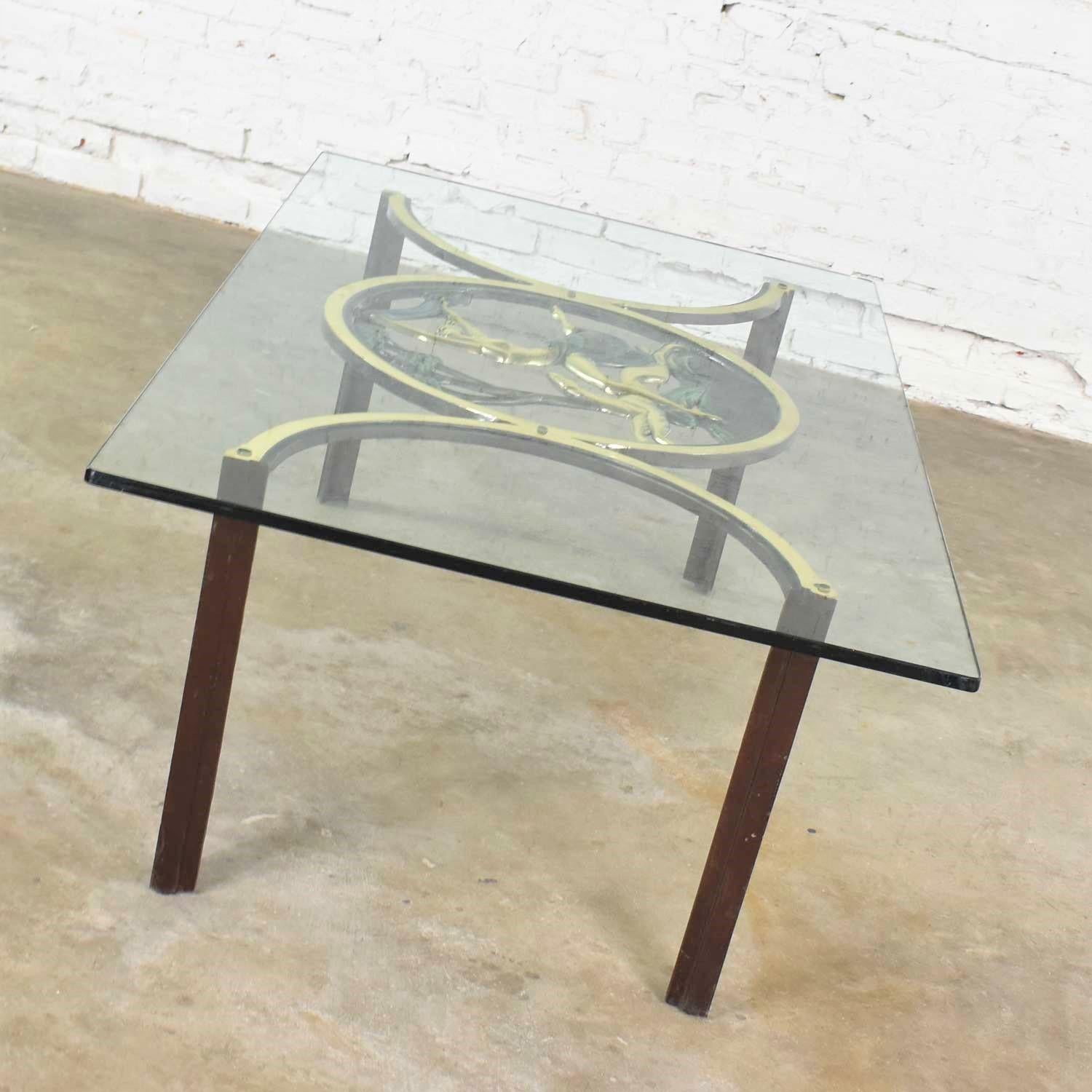 Art Deco Style Bronze Coffee Table with Diana the Huntress Medallion & Glass Top 4