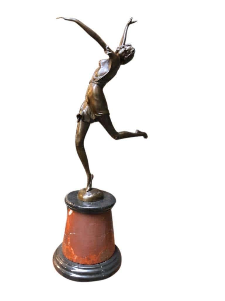 Danseuse en bronze de style Art déco par Bruno Zach, 20e siècle 5