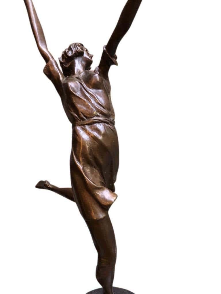 Danseuse en bronze de style Art déco par Bruno Zach, 20e siècle 11