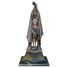 Bronzeskulptur eines Tänzers im Art-déco-Stil nach Demetre Chiparus, Art déco