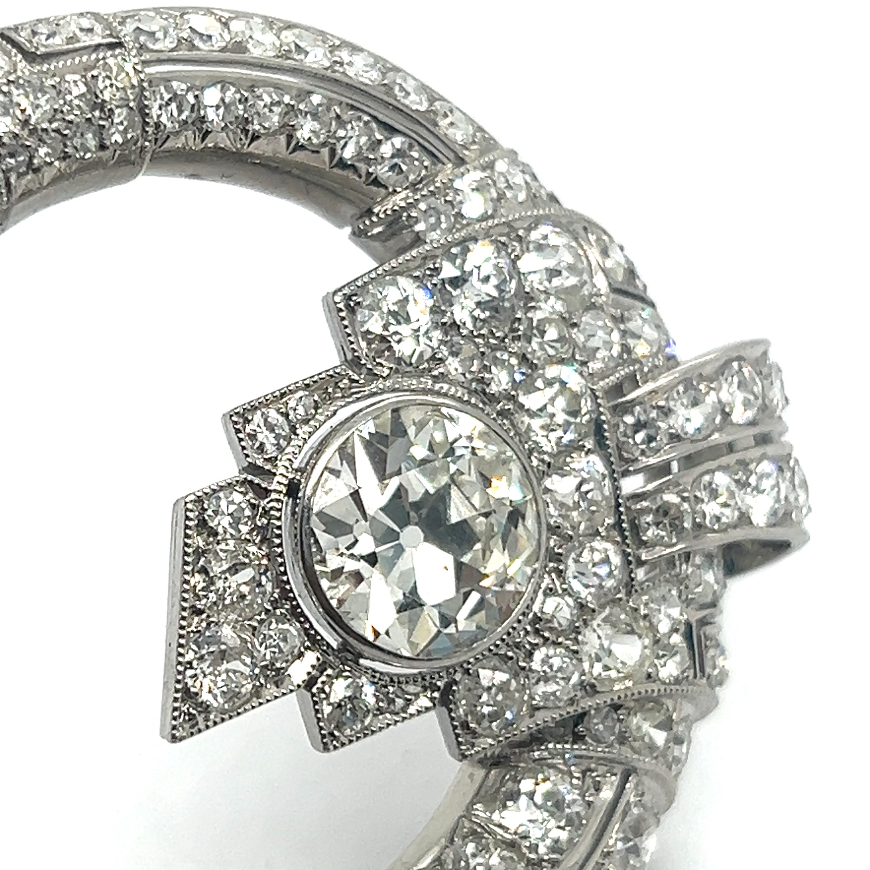 Art Deco Style Brooch with Old Cut Diamonds in Platinum 950 For Sale 1