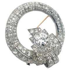 Brosche im Art-Déco-Stil mit Diamanten im Altschliff aus Platin 950