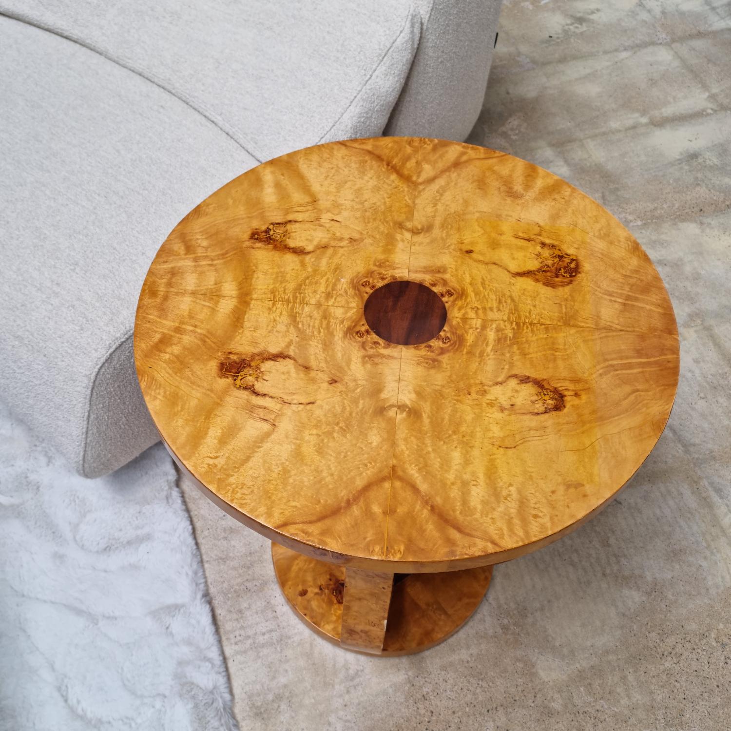 Art Deco Style Burl Wood Side Table In Good Condition For Sale In Hilversum, NL