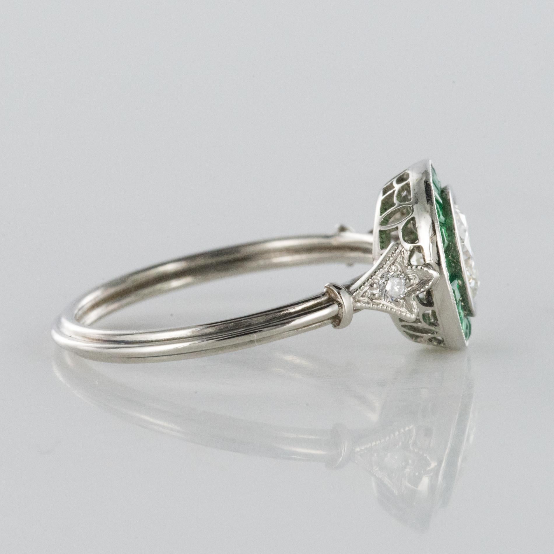 Art Deco Style Calibrated Emerald Diamonds Platinium Cluster Ring 6