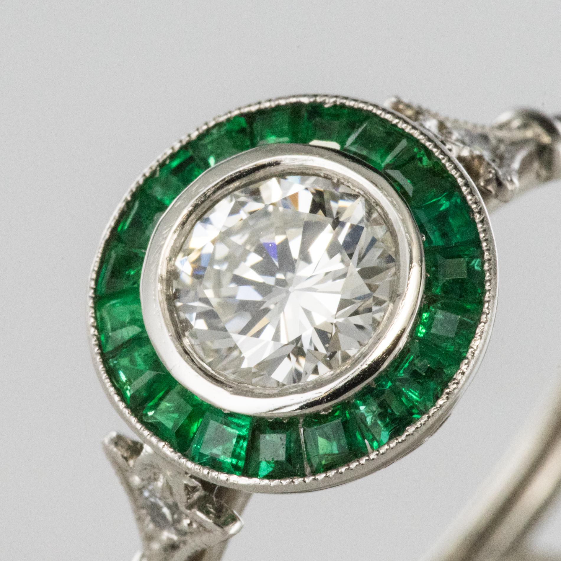 Art Deco Style Calibrated Emerald Diamonds Platinium Cluster Ring 1