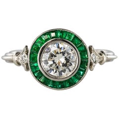 Art Deco Style Calibrated Emerald Diamonds Platinium Cluster Ring