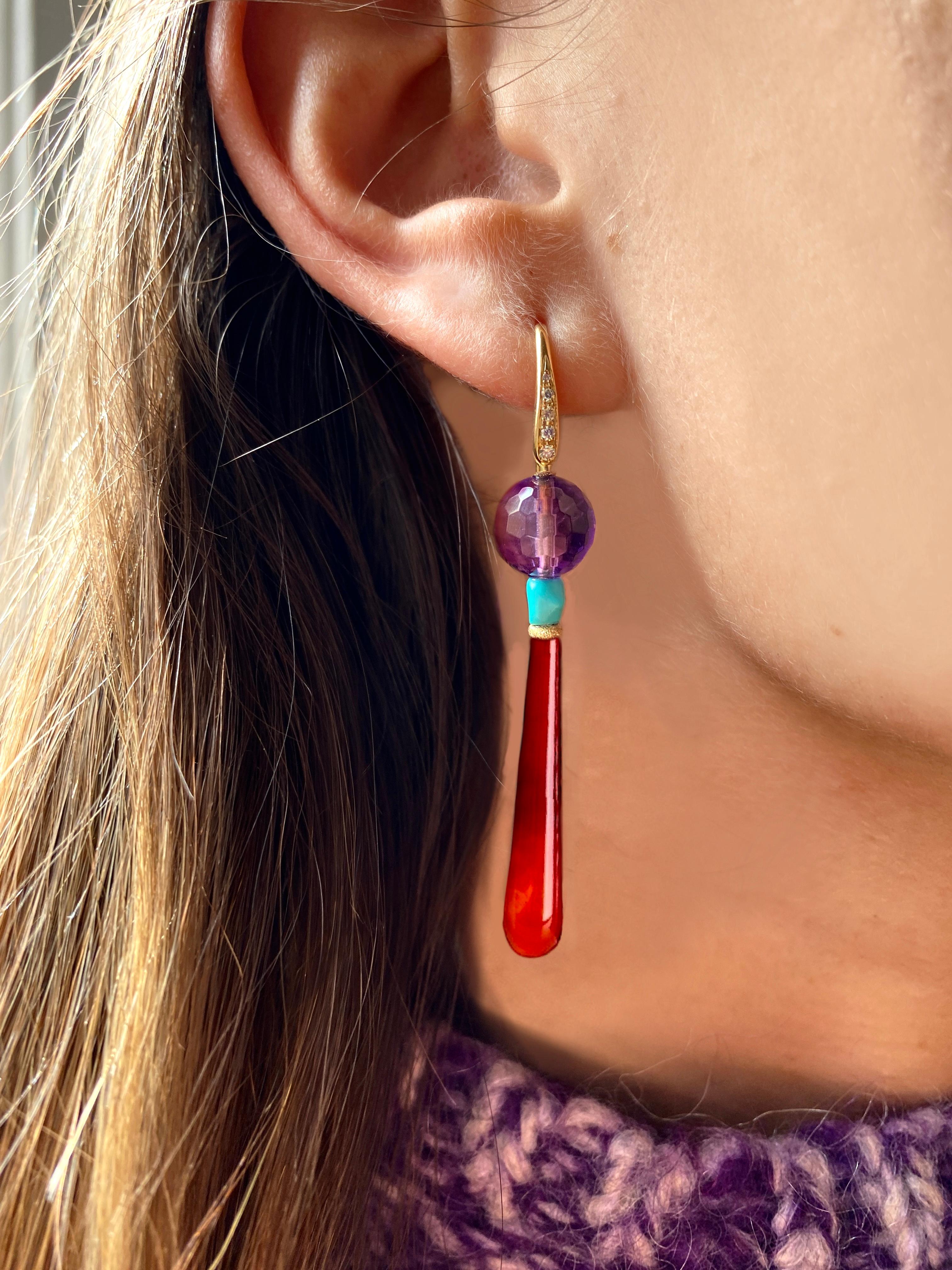 Rossella Ugolini Deco Collection Art Deco Style Carnelian Amethyst 18k Yellow Gold Made in Italy Dangle Earring.
The earrings beautifully adorned with smooth, vibrant stones beads, giving it a pop of color and a touch of bohemian charm. 
With its