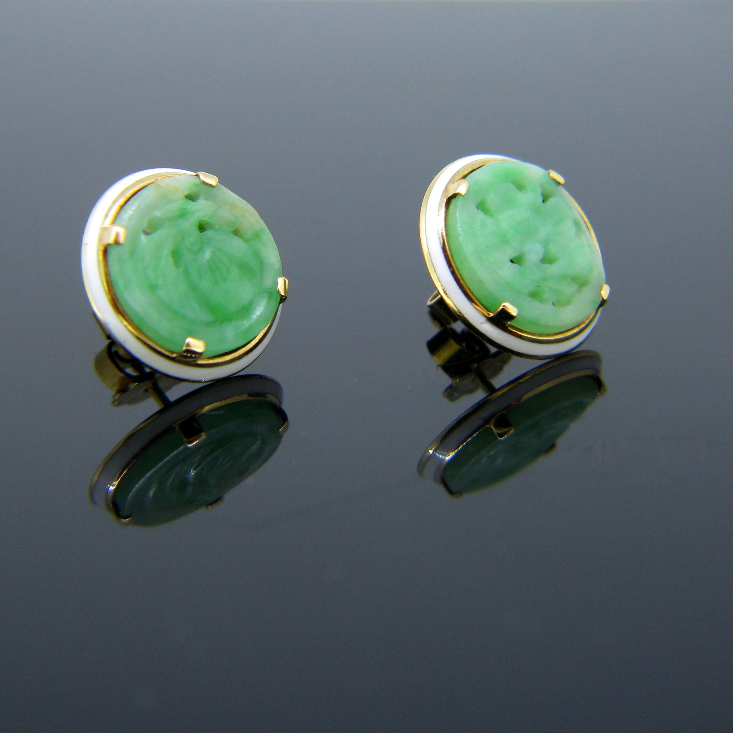 Art Deco Style Cartier New York Carved Jade Enamel Yellow Gold Earrings In Excellent Condition In London, GB