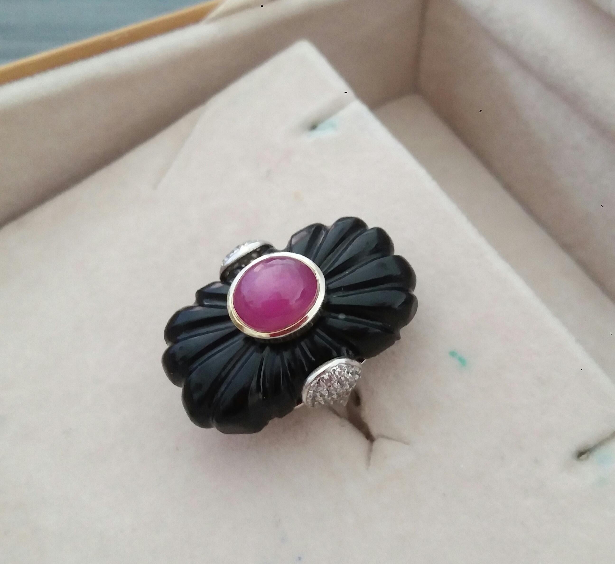 Art Deco Style Carved Black Onyx 14k Gold Ruby Cab Diamonds Cocktail Ring For Sale 6