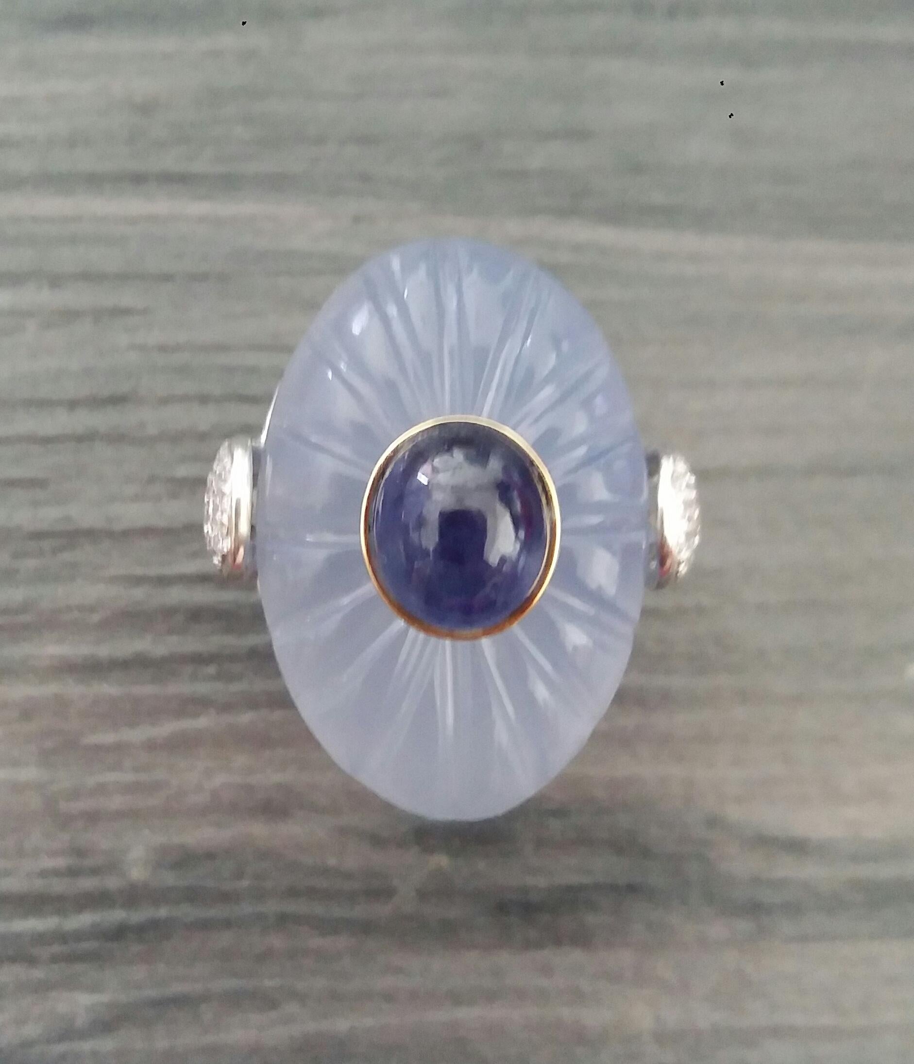 Mixed Cut Art Deco Style Carved Chalcedony Blue Sapphire Cab Gold Diamonds Cocktail Ring For Sale