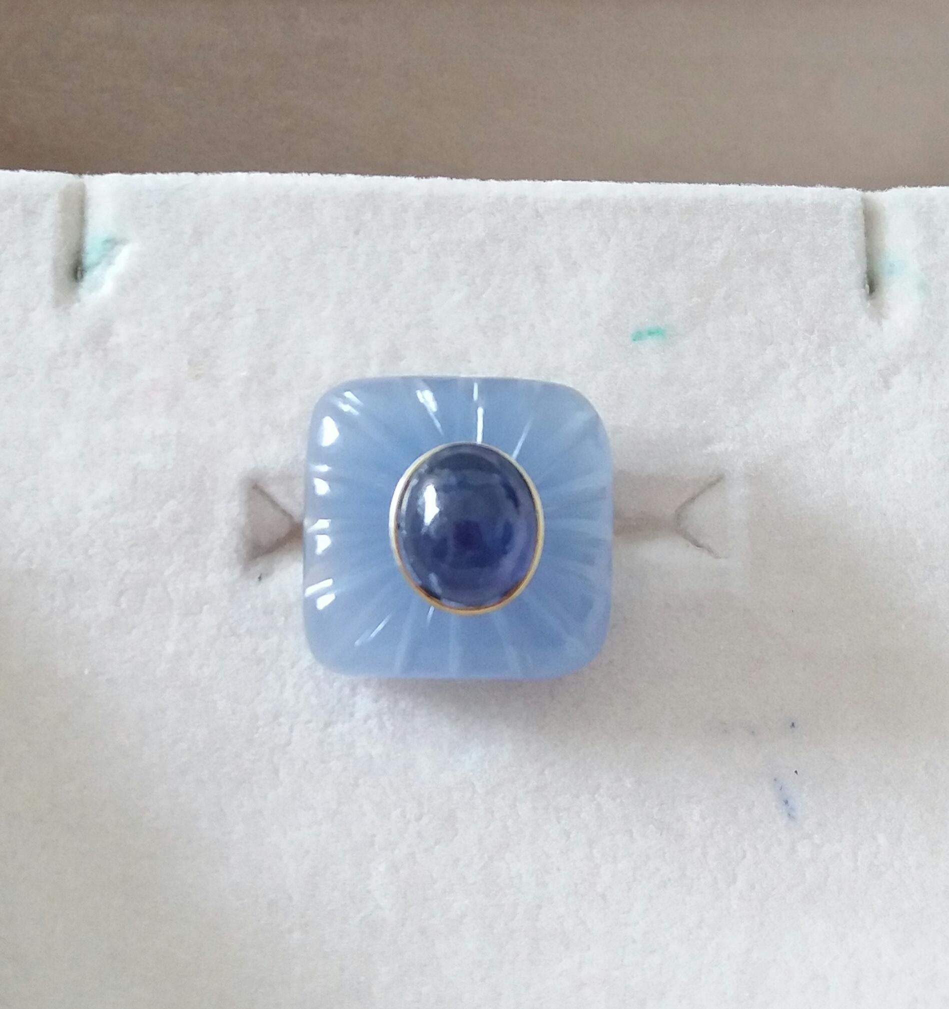 Art Deco Style Carved Chalcedony Cushion Cab Blue Sapphire Gold Cocktail Ring For Sale 12