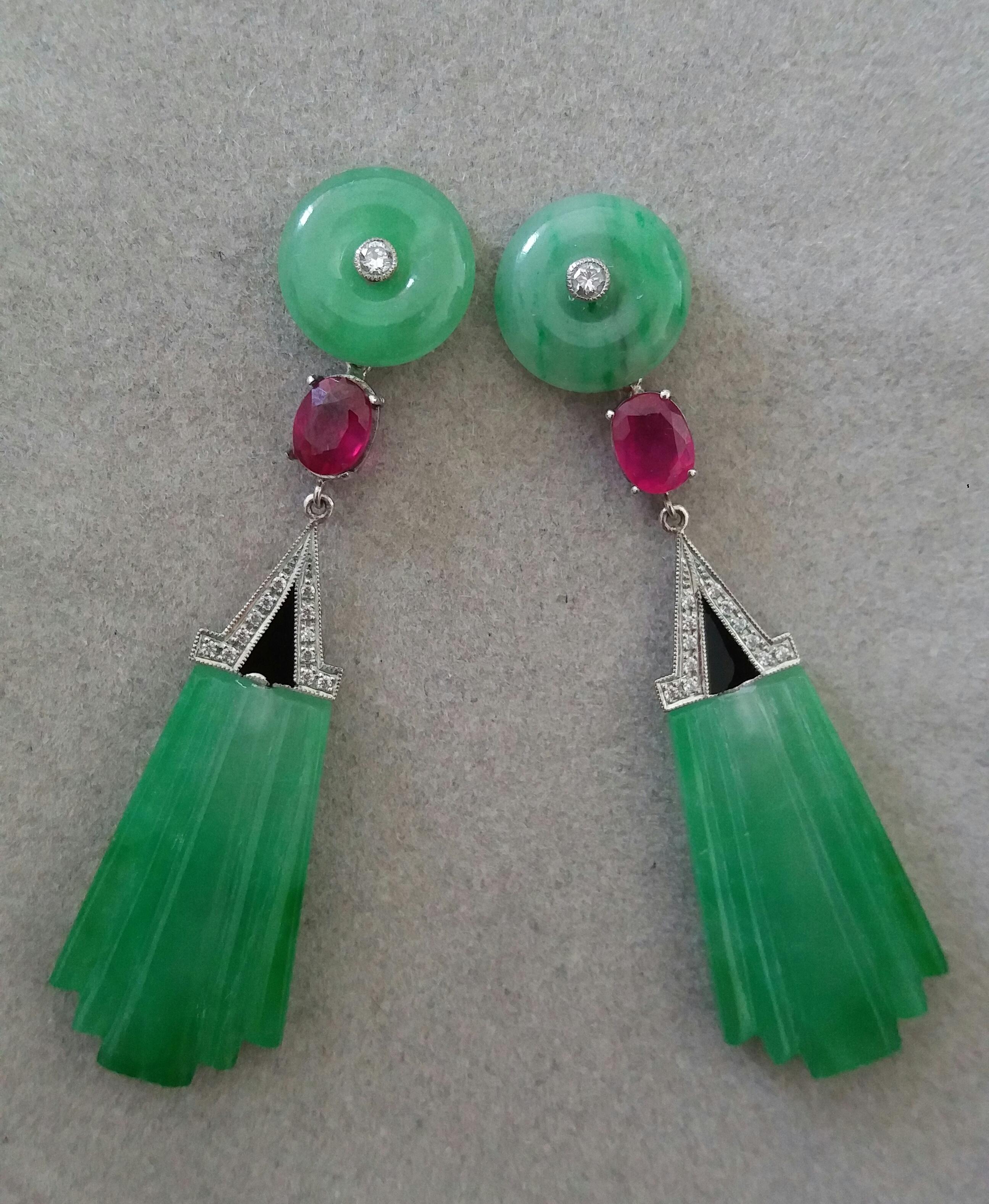 Art Deco Style Carved Jade Gold Diamonds Rubies Black Enamel Dangle Earrings In Good Condition For Sale In Bangkok, TH