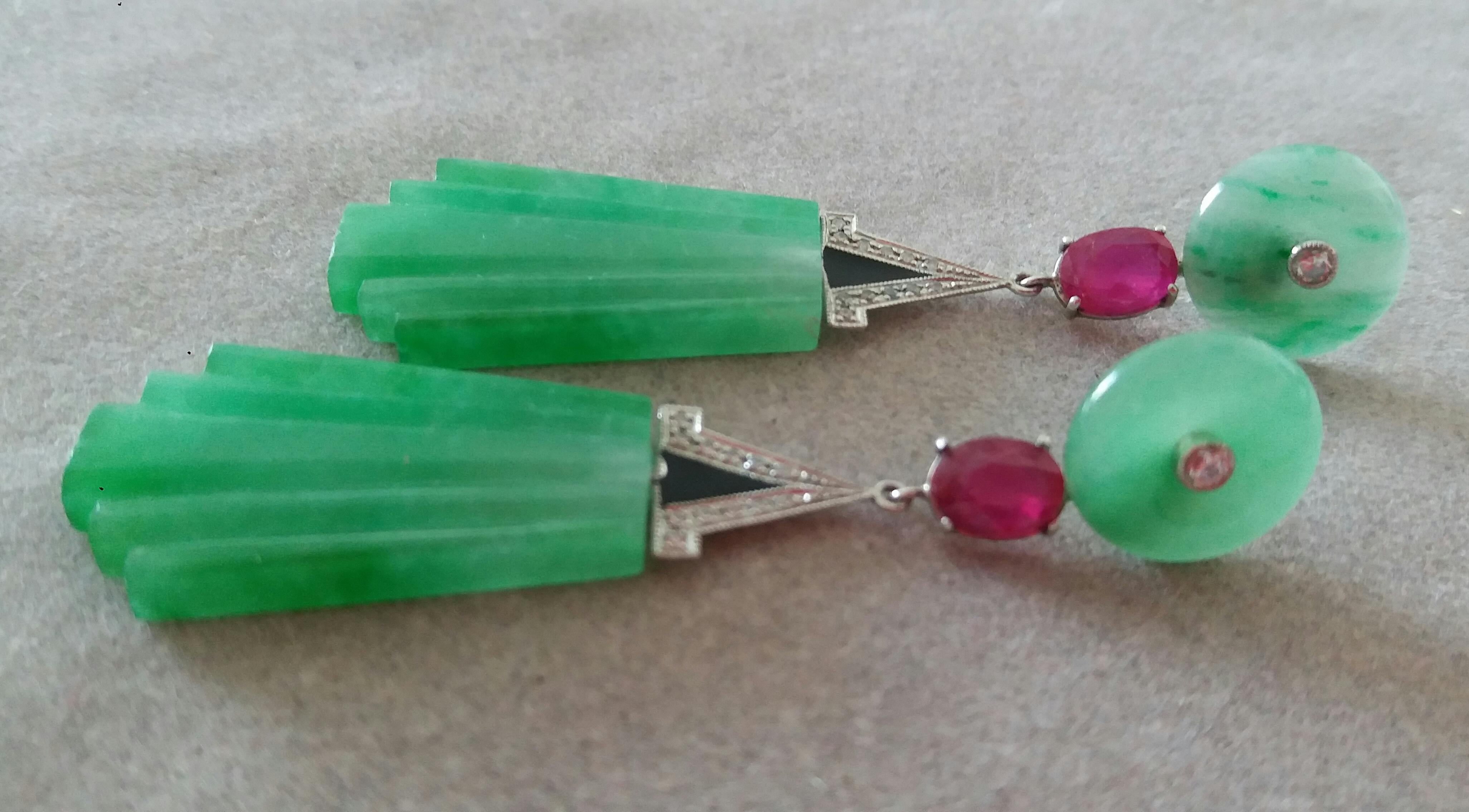 Women's Art Deco Style Carved Jade Gold Diamonds Rubies Black Enamel Dangle Earrings For Sale