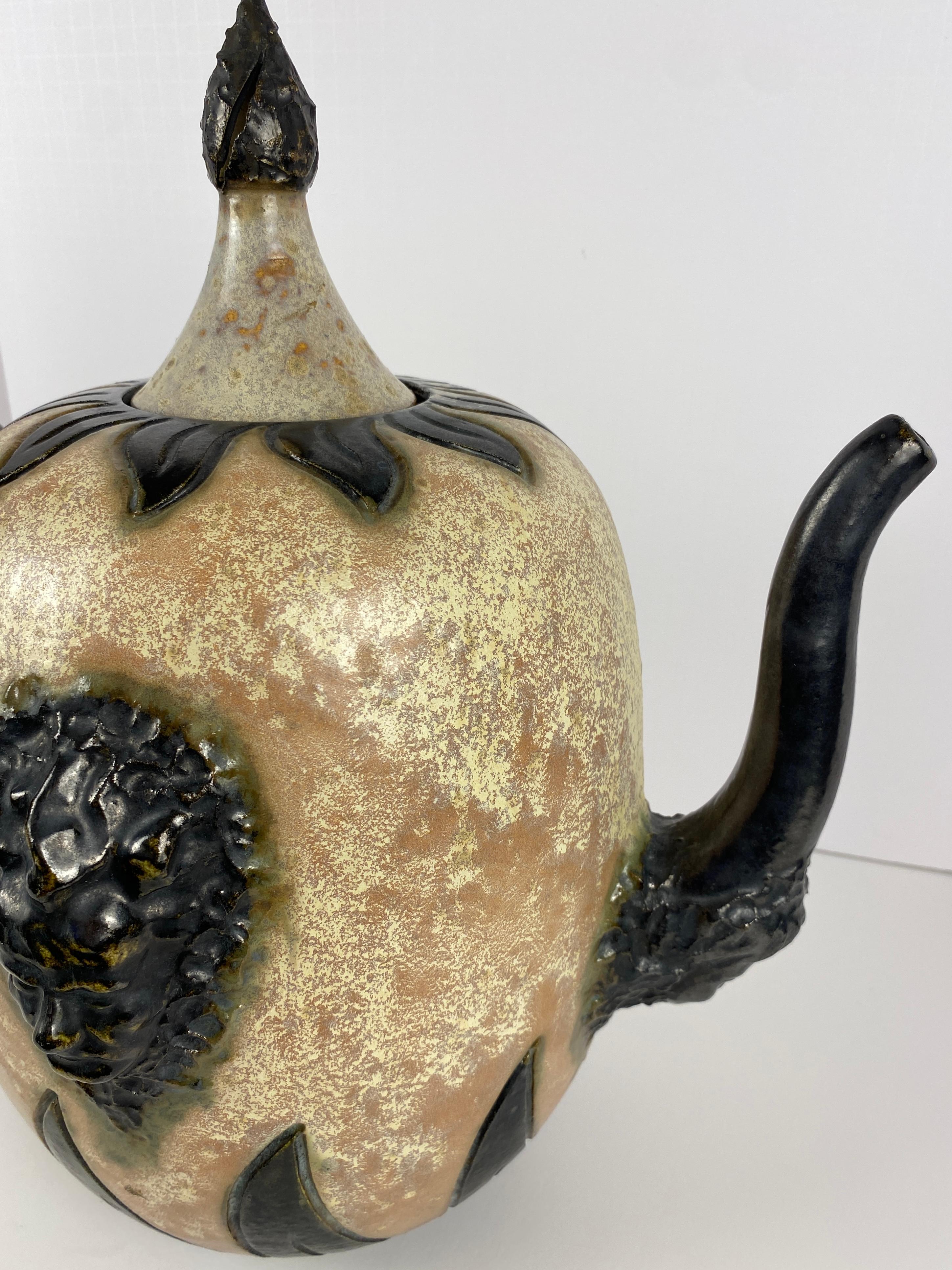 Vase en céramique de style Art Déco, Vase en poterie d'art du début du 20e siècle par S. Hublet en vente 5