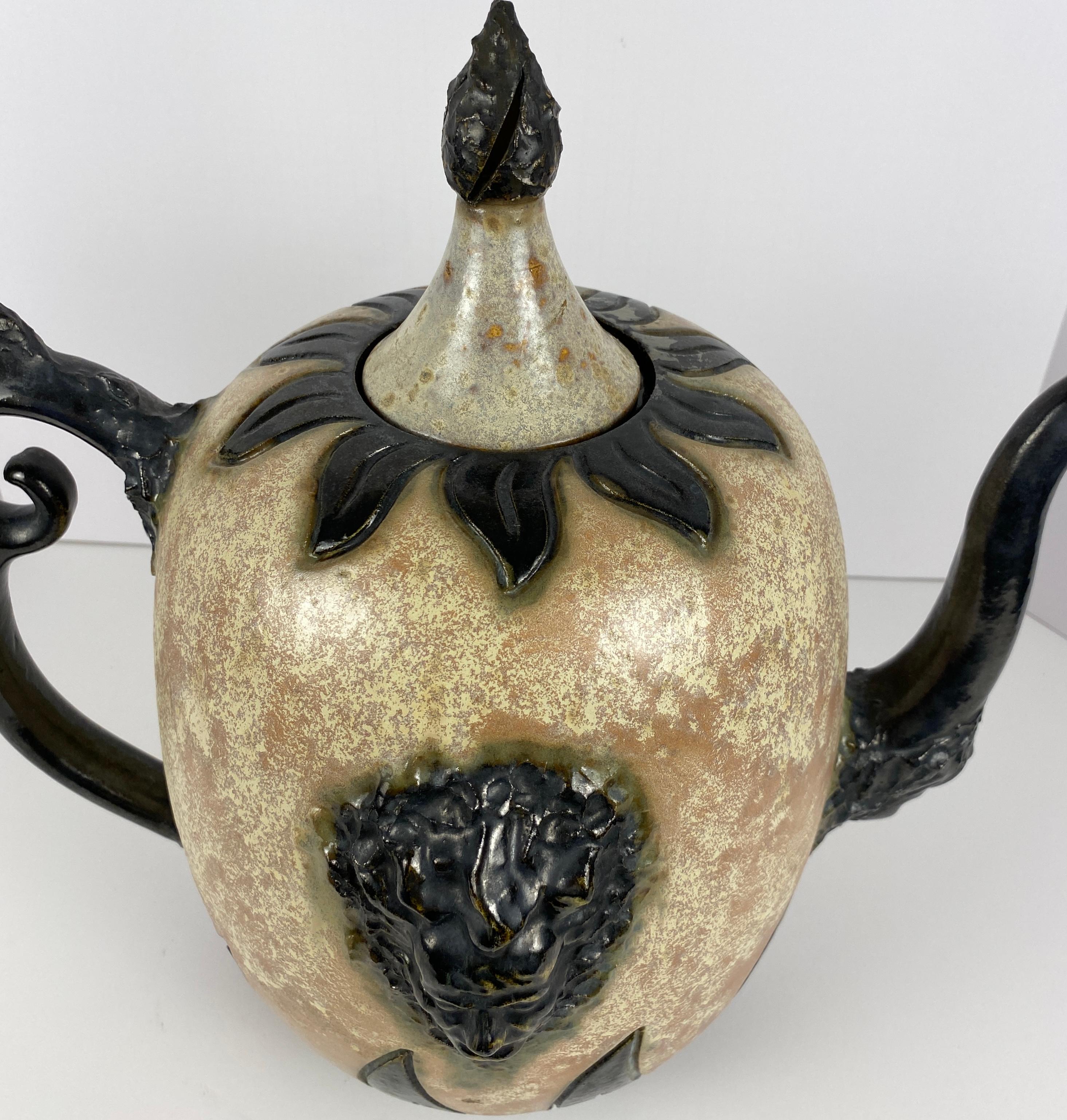 Vase en céramique de style Art Déco, Vase en poterie d'art du début du 20e siècle par S. Hublet en vente 7