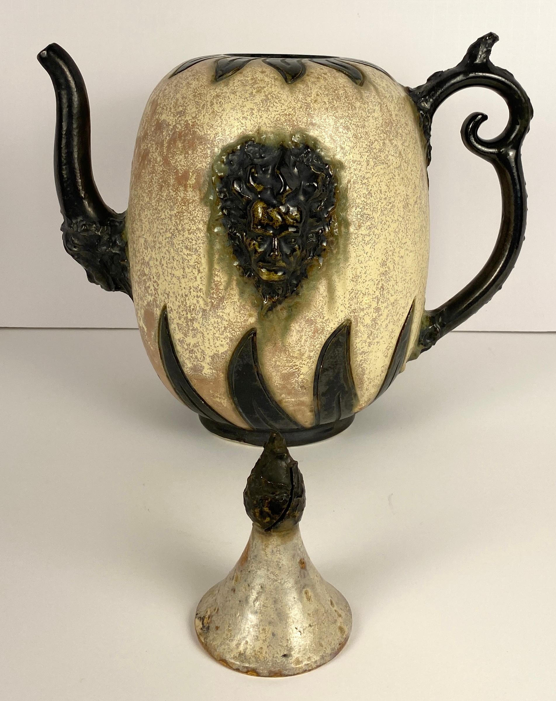 Art déco Vase en céramique de style Art Déco, Vase en poterie d'art du début du 20e siècle par S. Hublet en vente