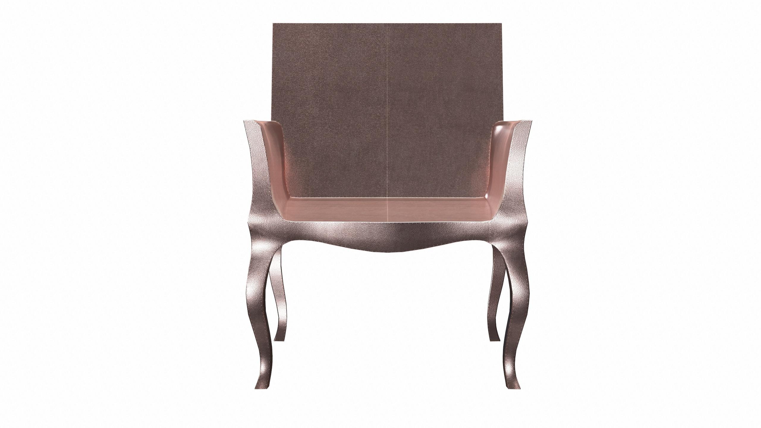 Stühle im Art-déco-Stil, fein gehämmert in Kupfer von Paul Mathieu (Handgeschnitzt) im Angebot