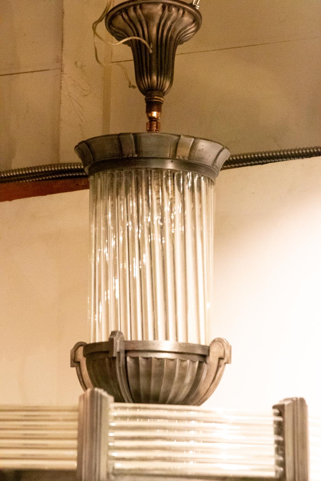 Art Deco Style Chandelier In Good Condition In Stamford, CT