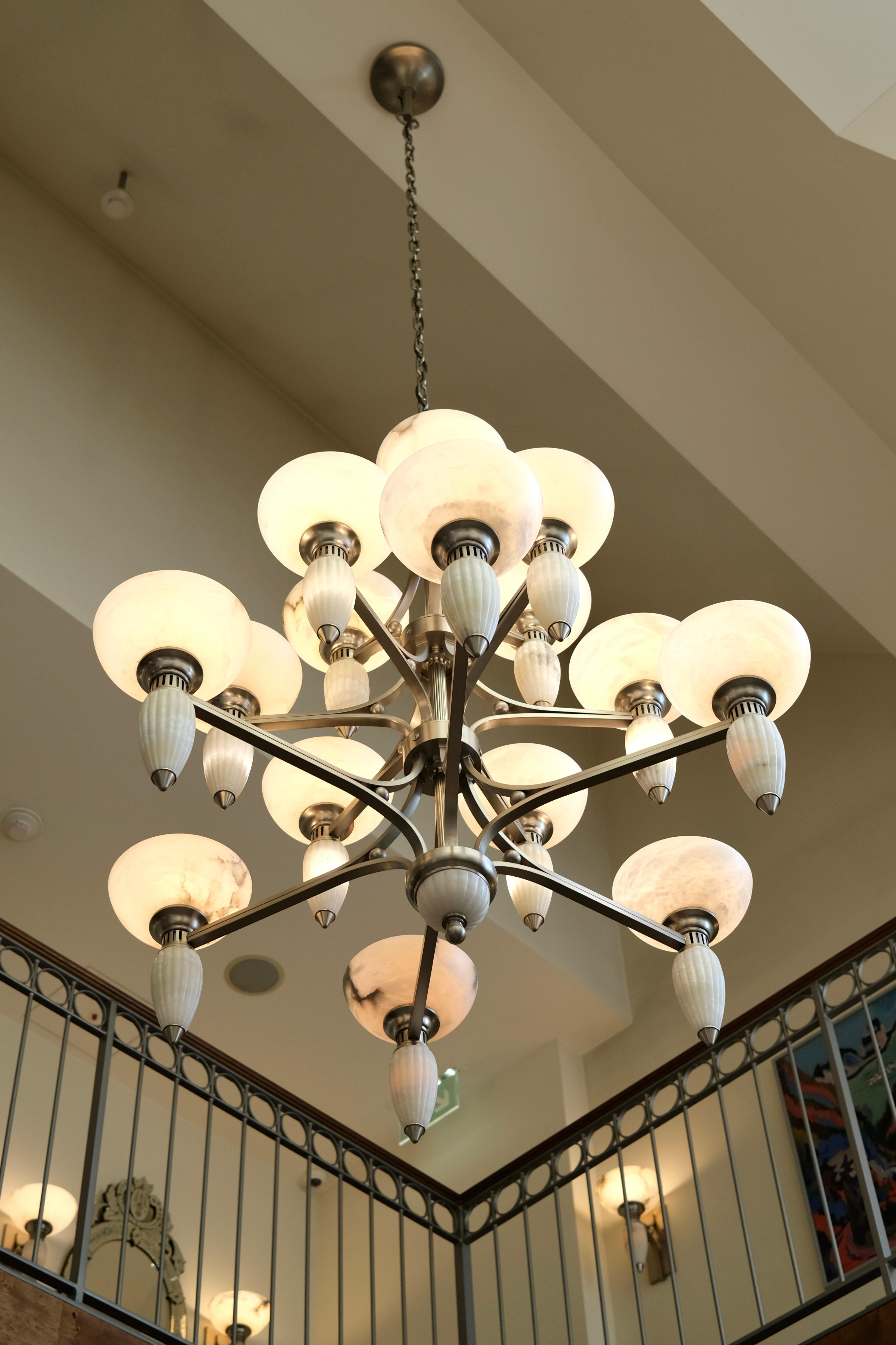 Spanish 15-Arm Art Deco Style Chandelier with Alabaster Bowls and Illuminated Cones For Sale