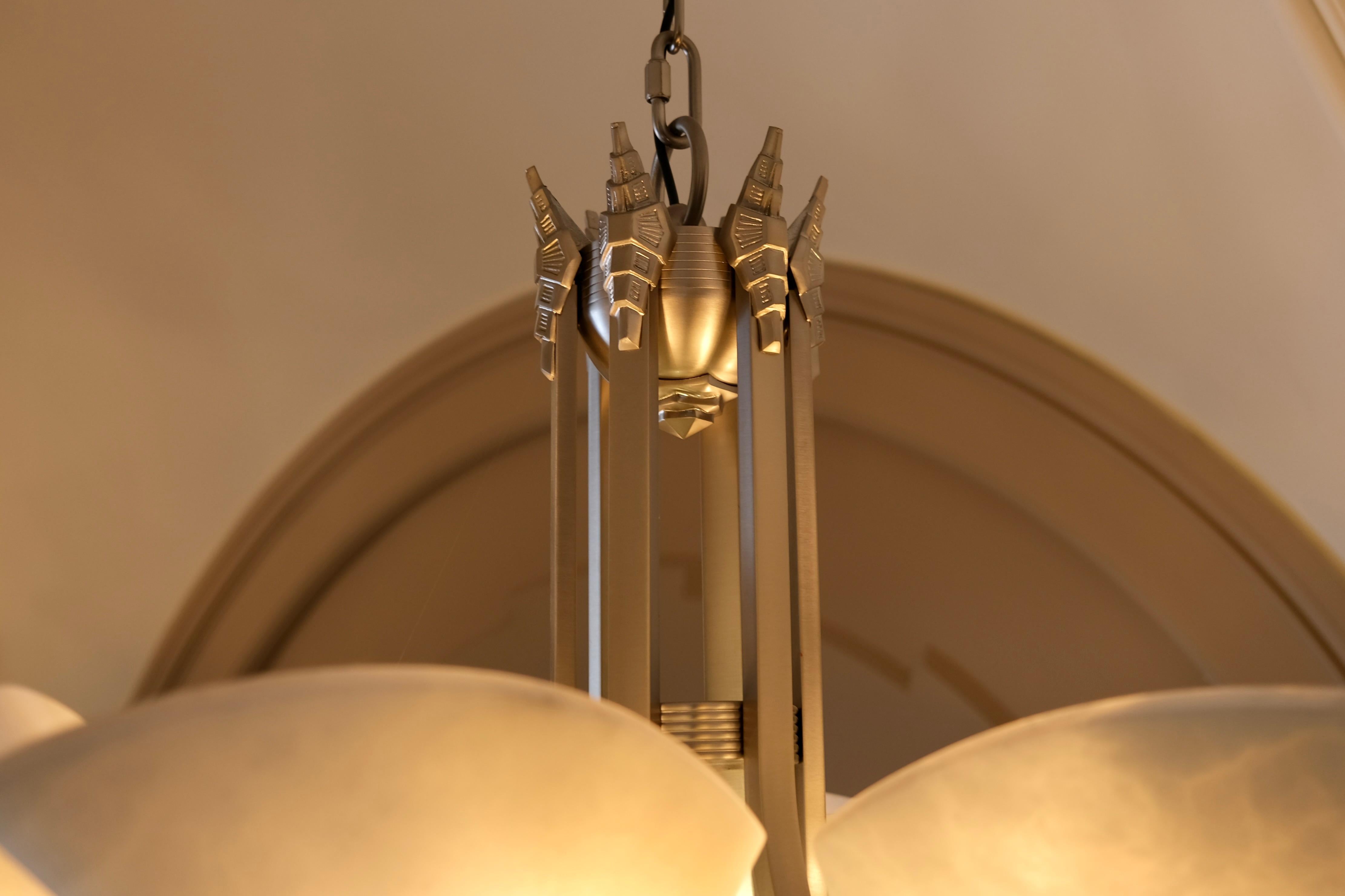 Art Deco Style Chandelier with Beak shaped Alabaster Bowls and Silver Matt Metal For Sale 7