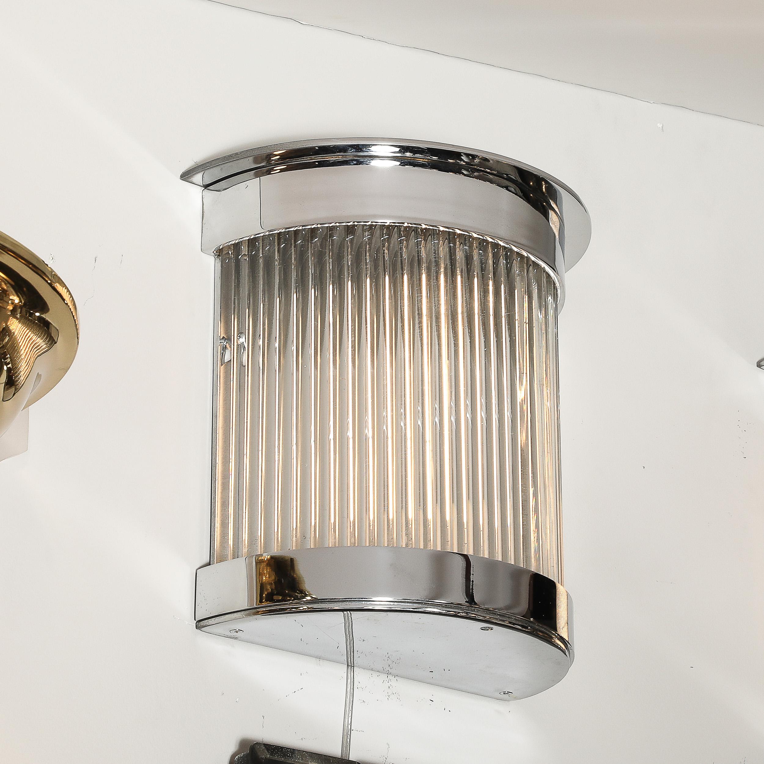 20ième siècle Appliques à tige en chrome et verre de style Art déco en vente