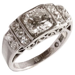 Vintage  Art Deco style Cocktail ring with 2.45ct Diamonds