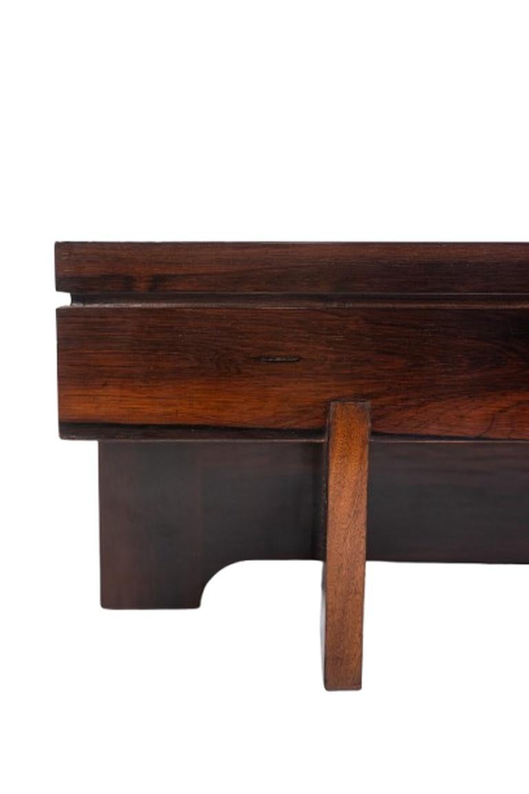 Couchtisch im Art Deco-Stil aus Palisanderholz. 1970s. im Zustand „Gut“ im Angebot in Saint-Ouen, FR