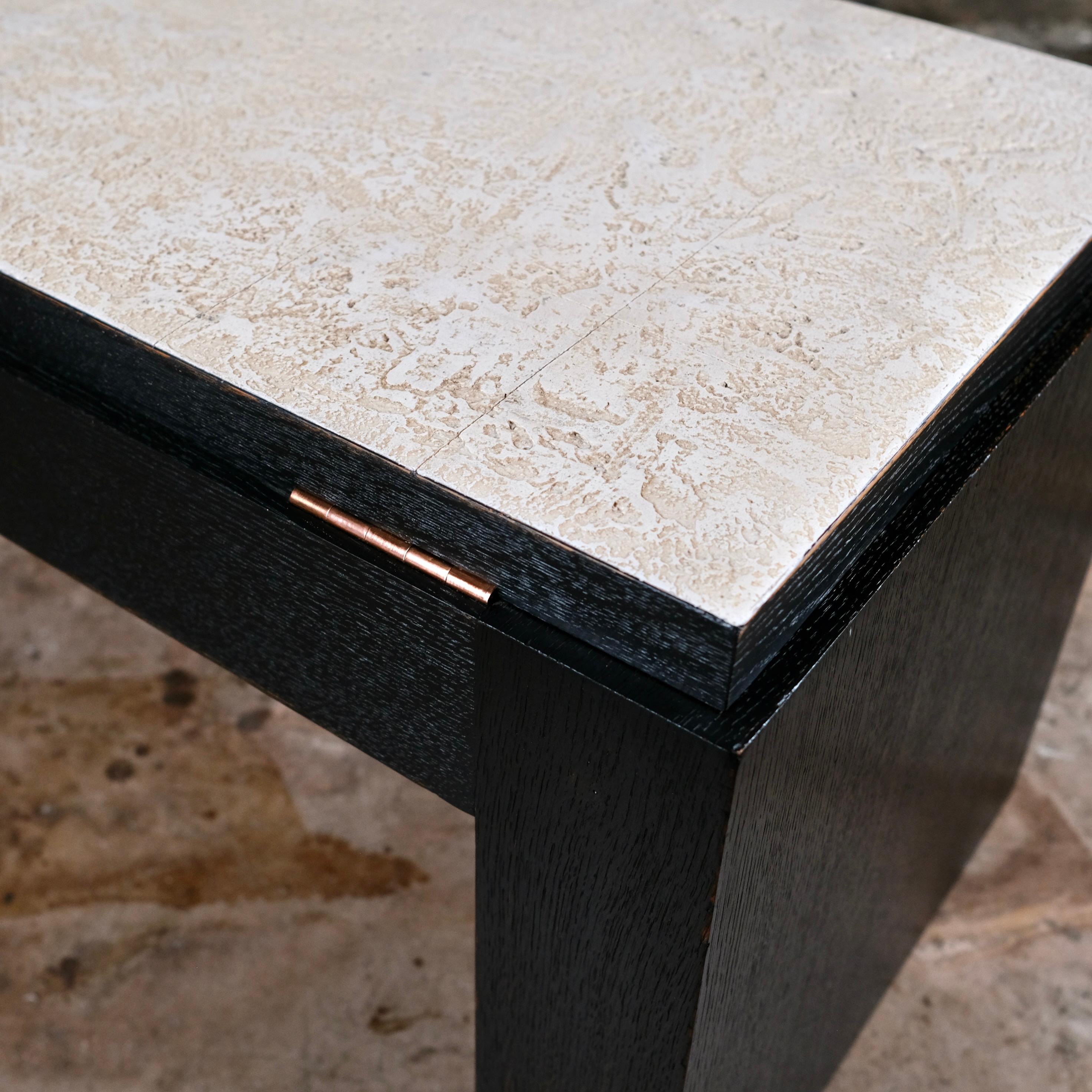 Table basse de style Art déco avec boîte à cigares, dans le style de Jean Dunand, France en vente 3